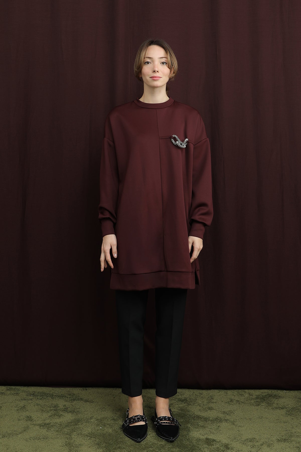 Kadın Bedeni Aksesuarlı Tunik - 10717TUN