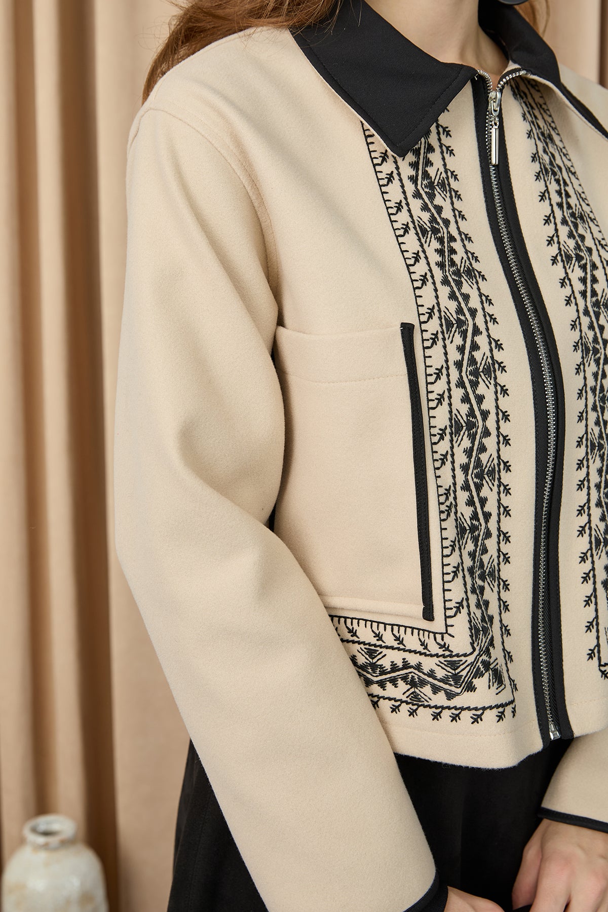 Women's Embroidery Detailed Short Jacket - 20719CKT