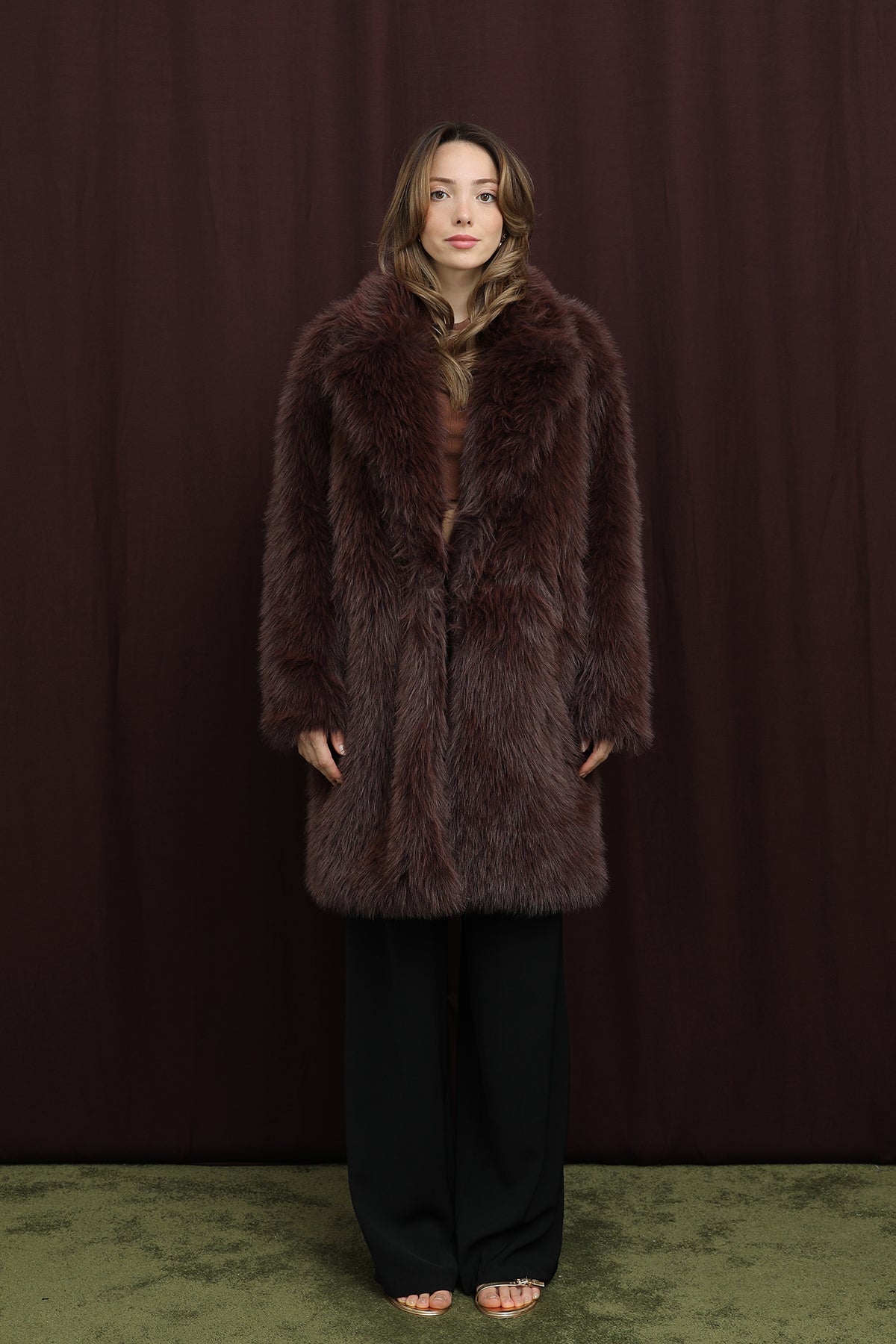 Kadın Kürk Kaban - 32409KBN