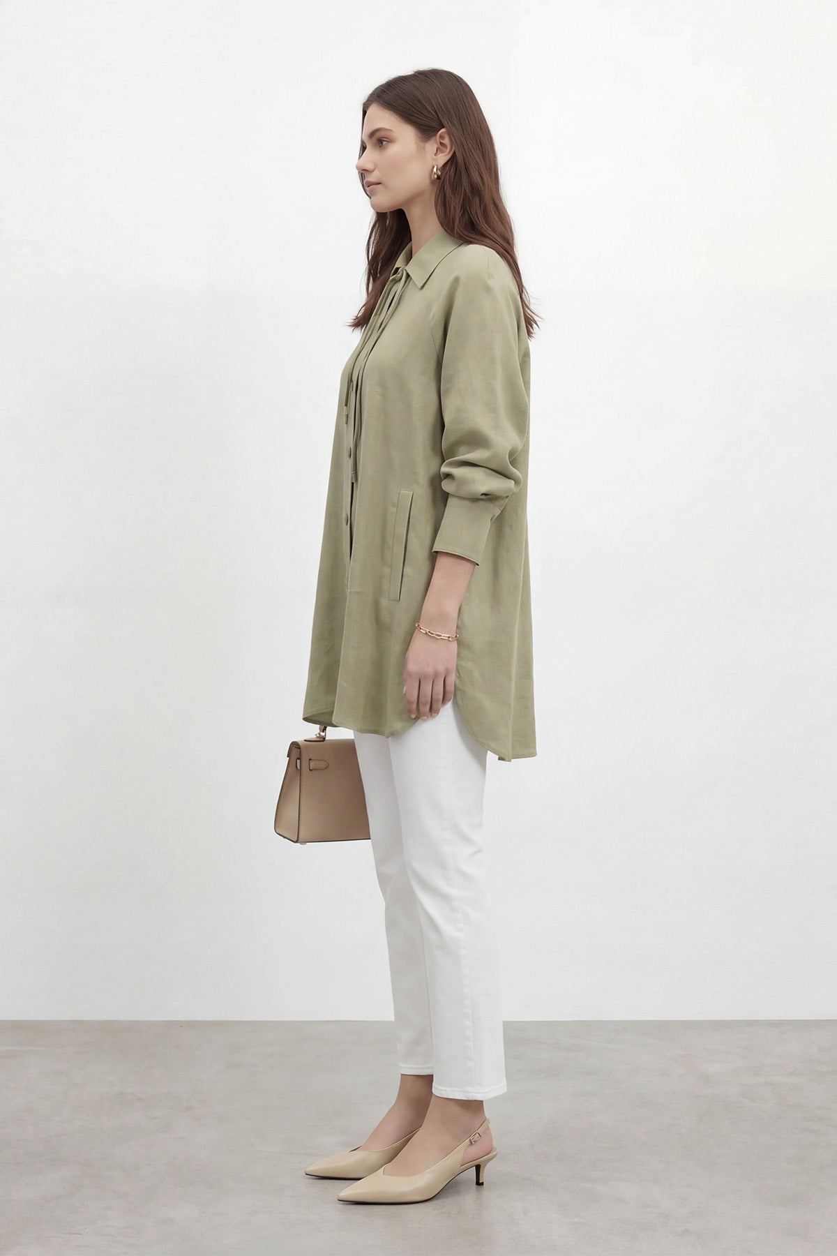 Kadın Gömlek Yaka Önden Düğmeli ve Bağcık Detaylı Gömlek -10772GML