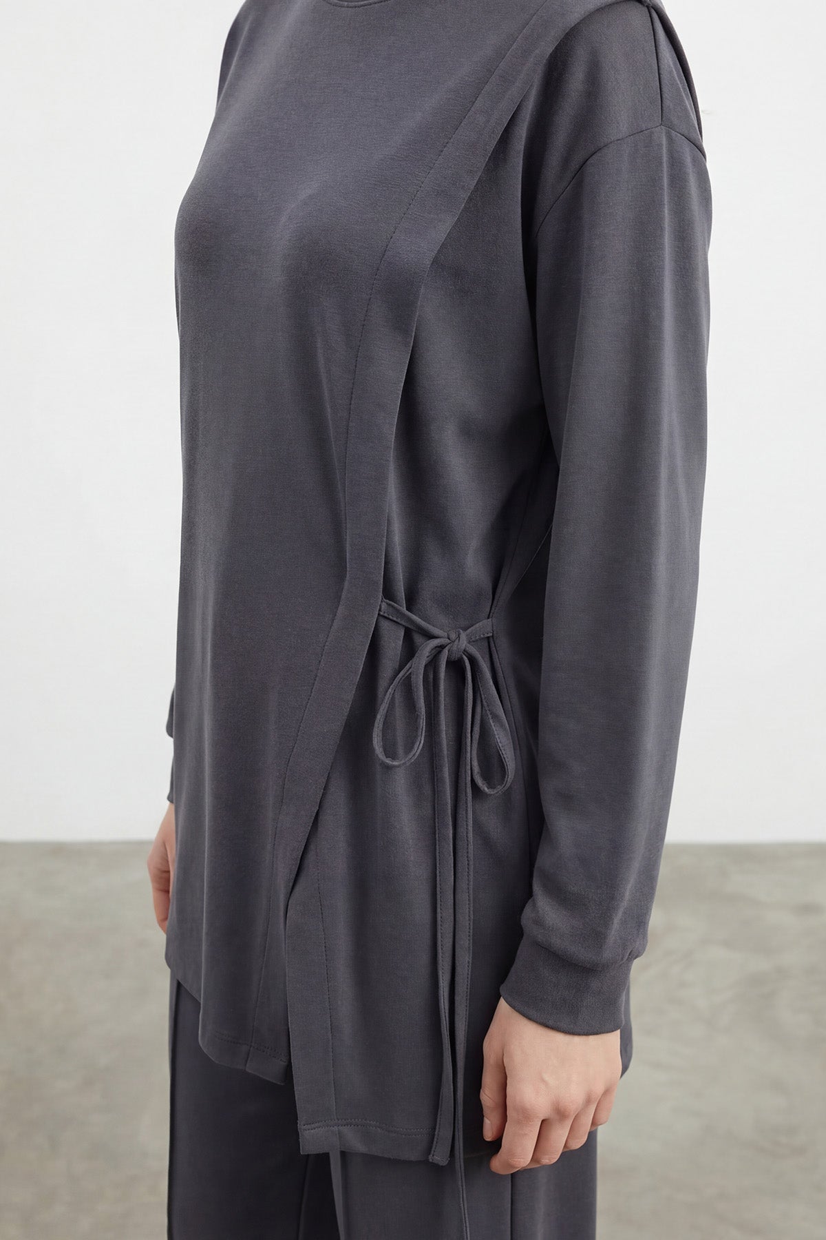 Kadın Yan Bağlama Detaylı Bisiklet Yaka Tunik Pantolon Takım – 14479TKS