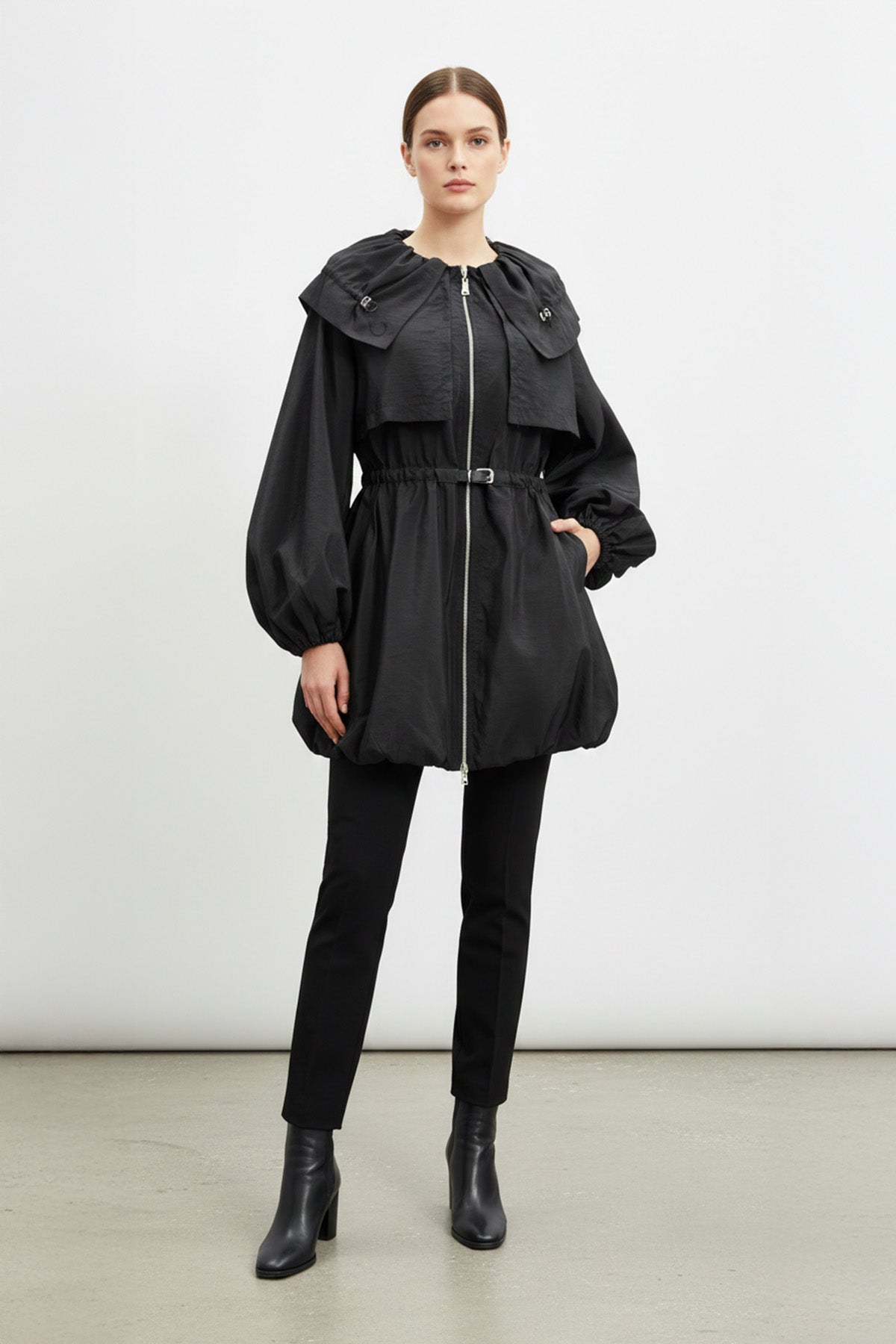 Kadın Balon Kol Detaylı Kemerli Kısa Trenchcoat-32450TRC