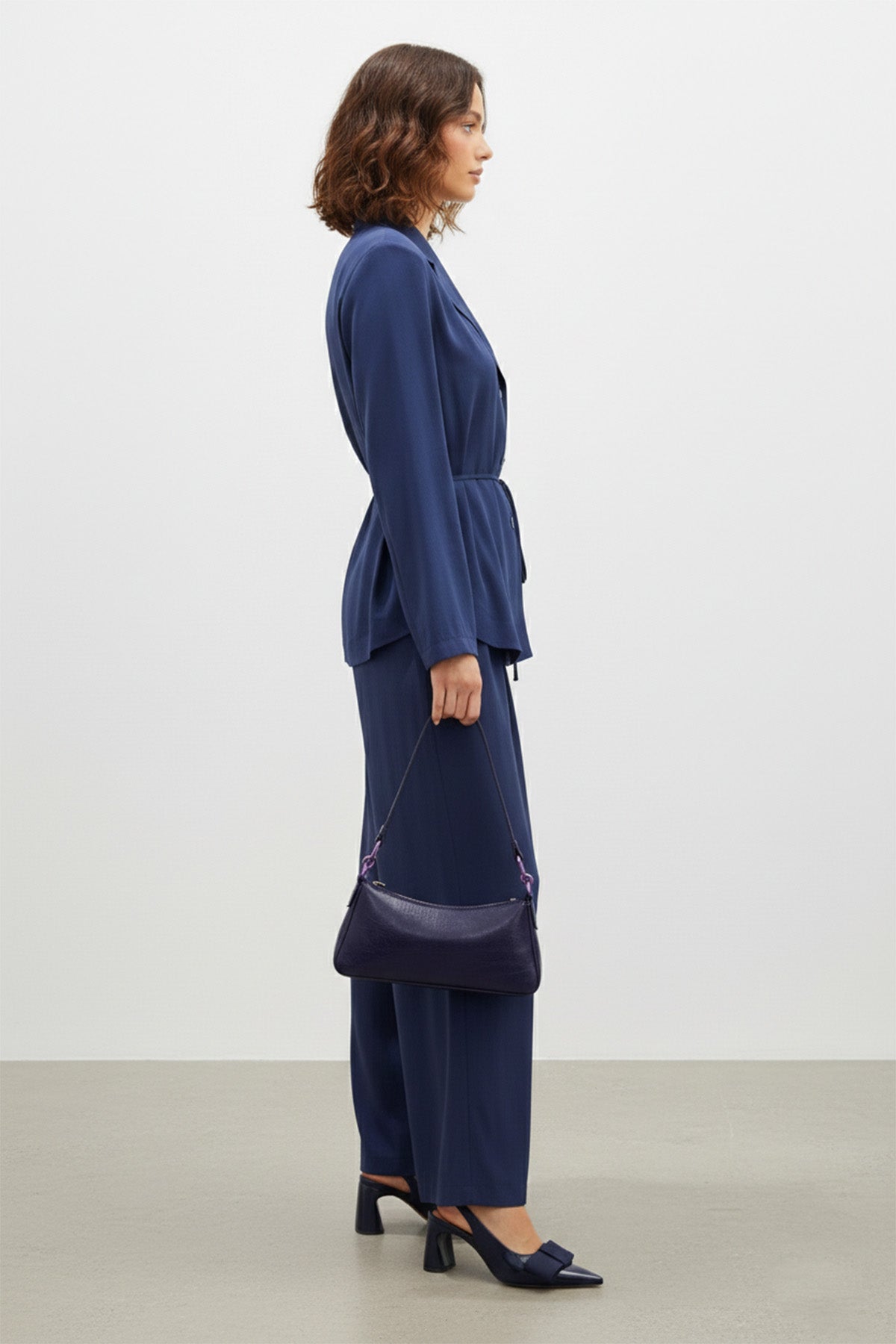 Kadın Kuşaklı Ceket ve Bol Paça Pantolon Takım-32468TKS