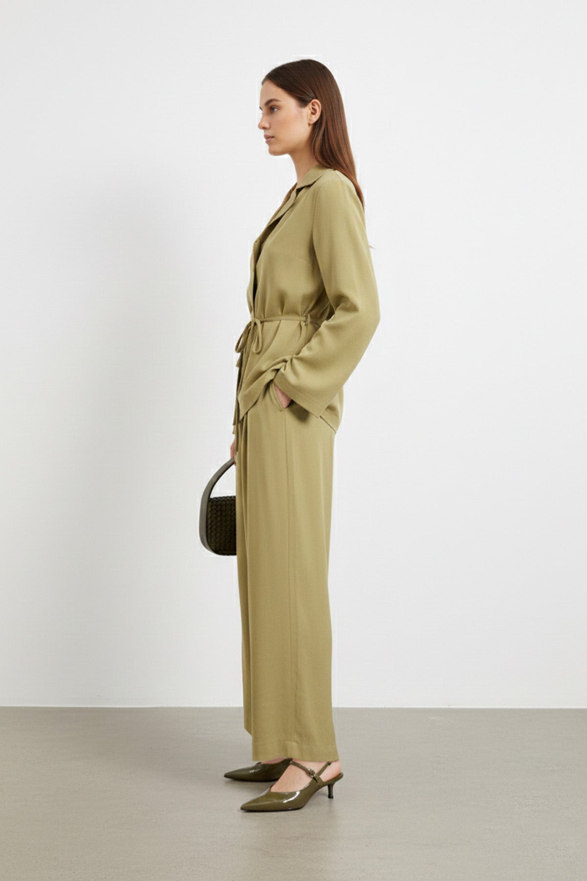 Kadın Kuşaklı Ceket ve Bol Paça Pantolon Takım-32468TKS