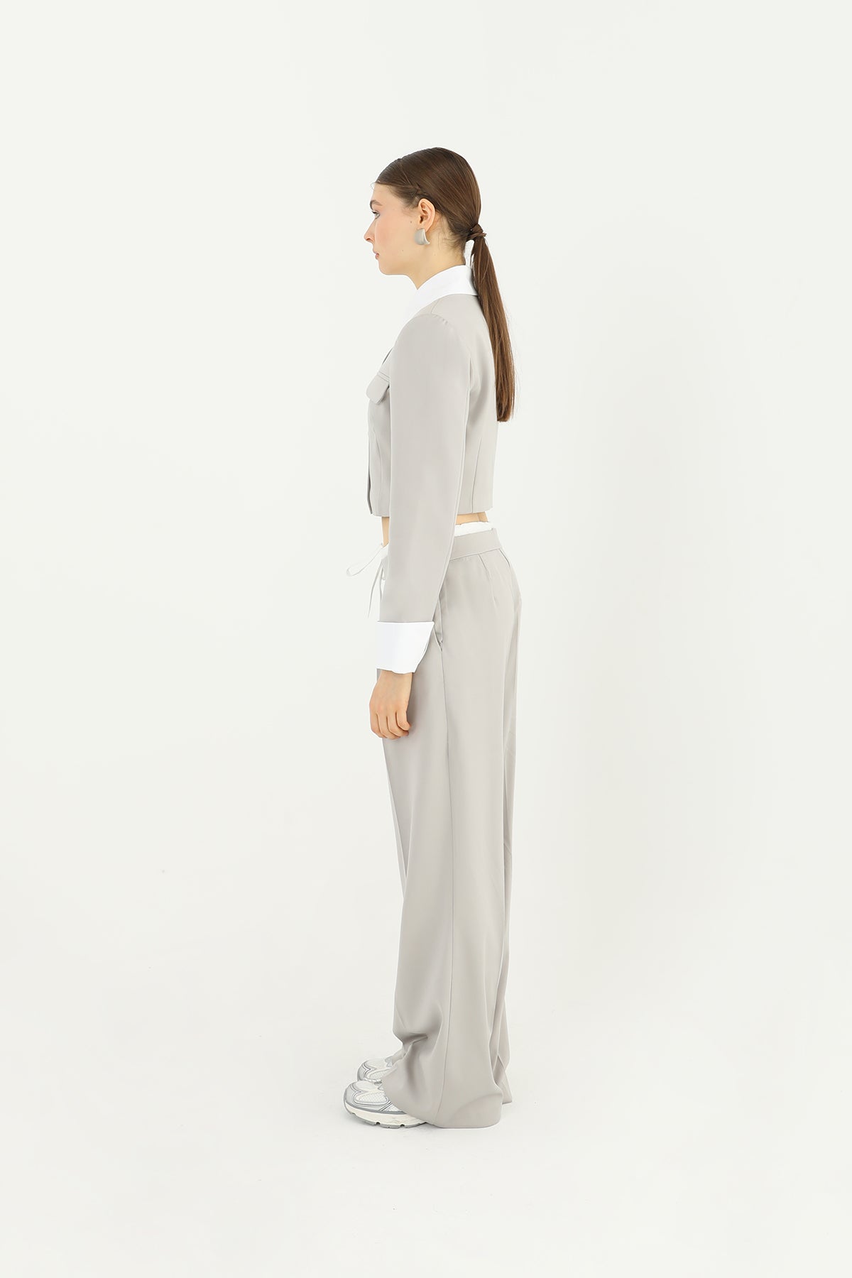 Kadın Yaka ve kol Detaylı Kısa Ceket - 31606CKT