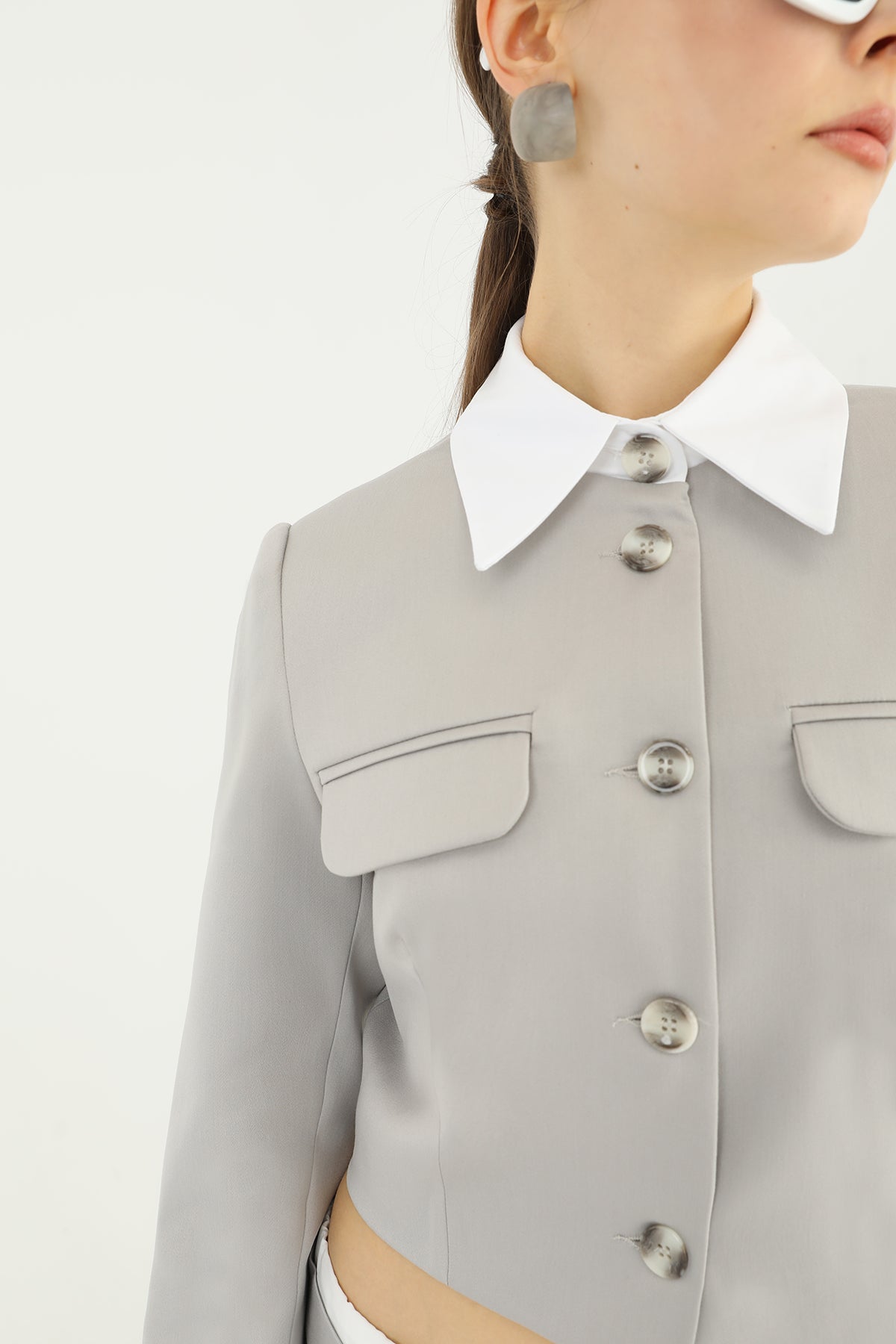 Kadın Yaka ve kol Detaylı Kısa Ceket - 31606CKT