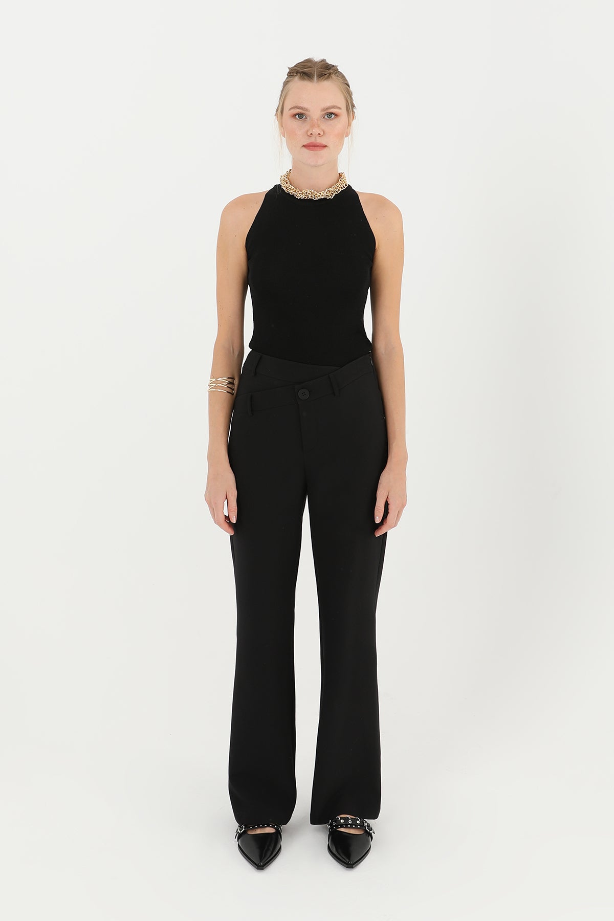 Kadın Yuvarlak Yaka Sıfır Kollu Bluz  - 31860BLZ