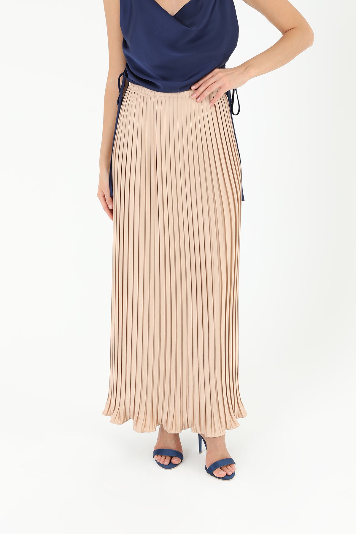 Kadın Pileli Uzun Saten Etek  - 31916ETK