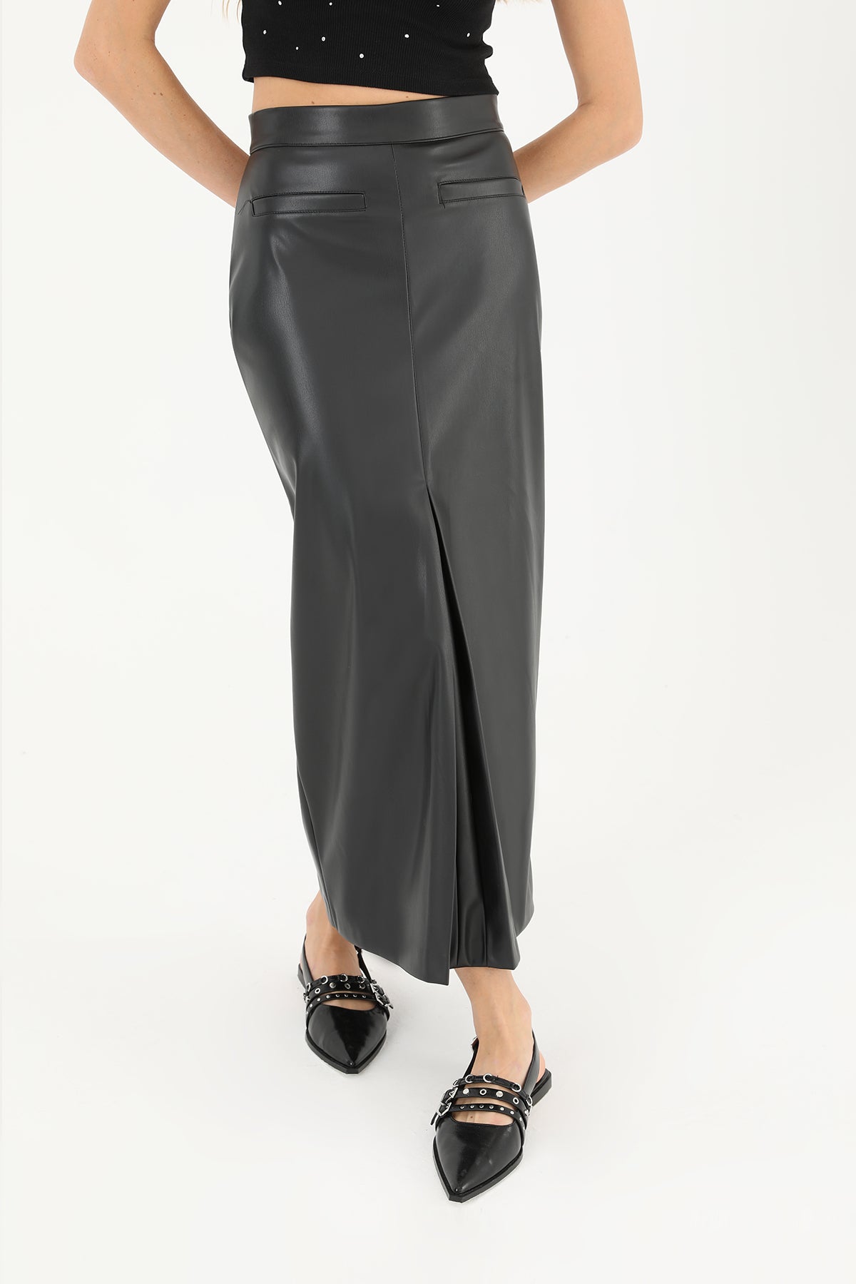 Kadın Önü Yırtmaçlı Deri Etek  - 18215ETK