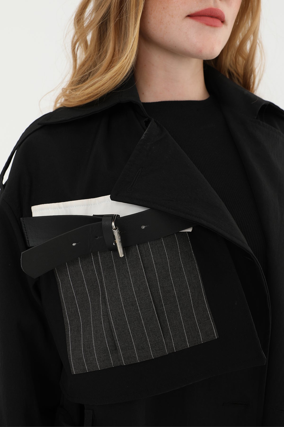 Kadın Cep Aksesuar Detaylı Trench  - 32000TRC