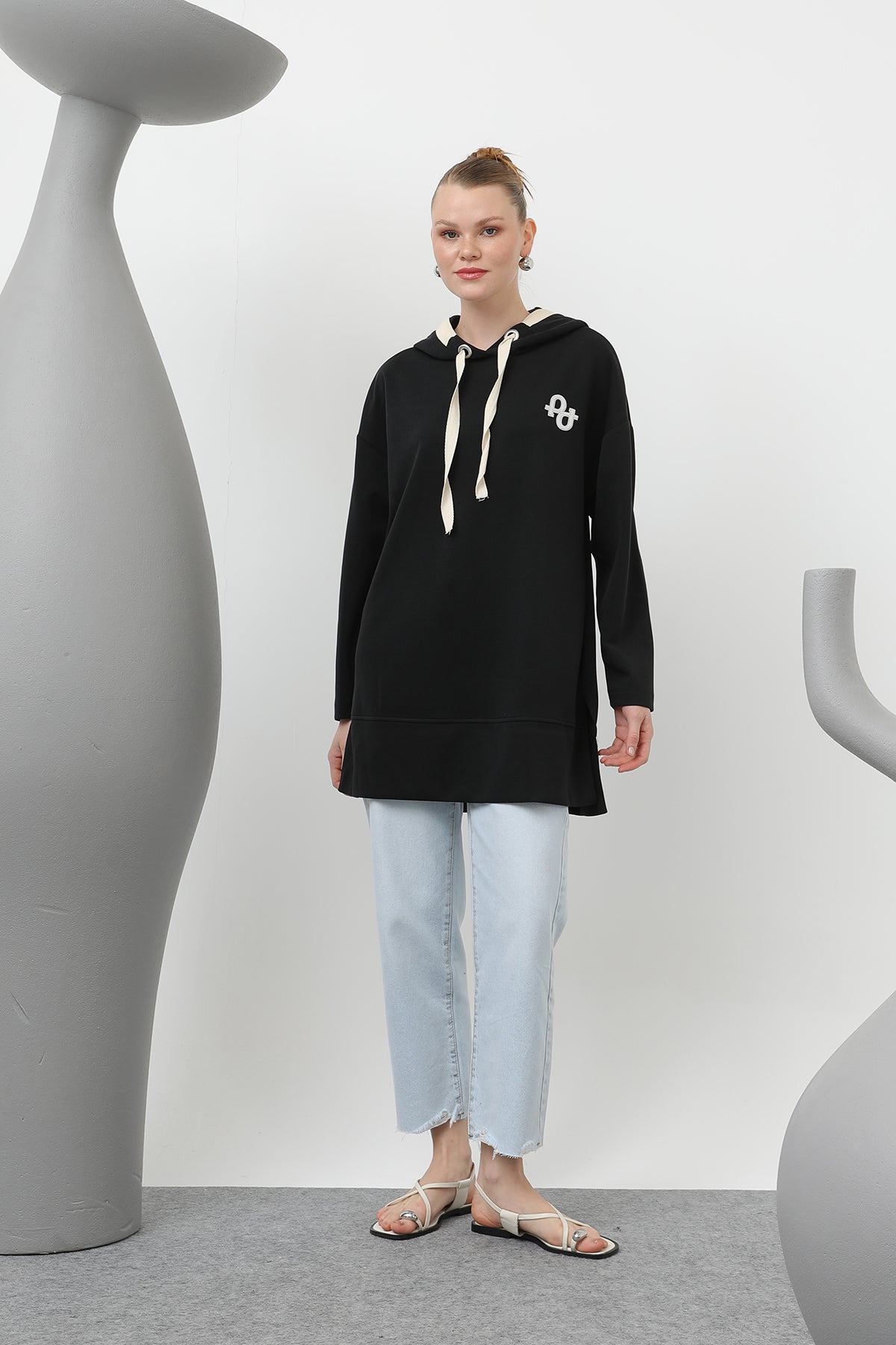 Kadın Nakış Detaylı Balıksırtı Kapişonlu Tunik - 25S-10615TUN