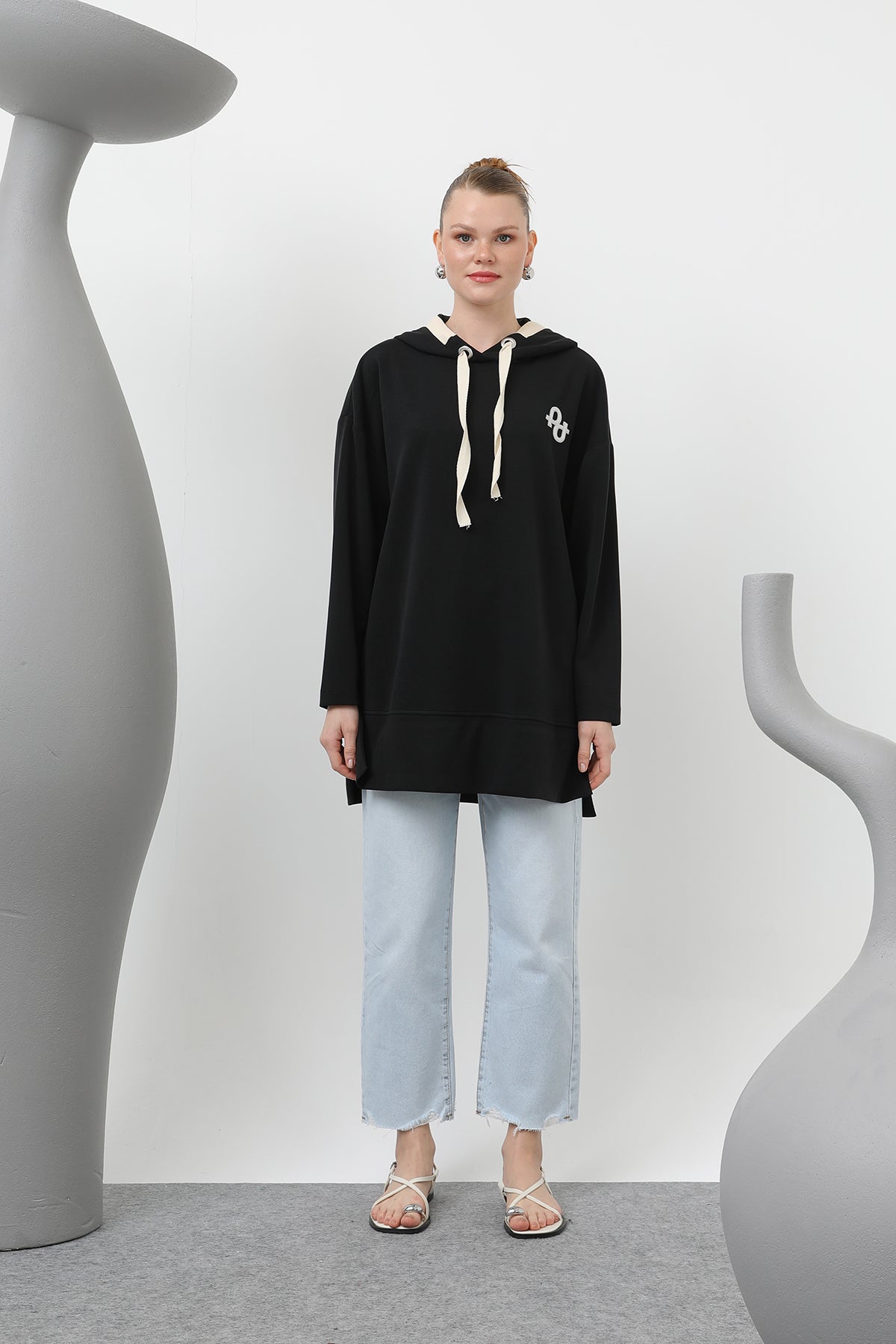 Kadın Nakış Detaylı Balıksırtı Kapişonlu Tunik - 25S-10615TUN