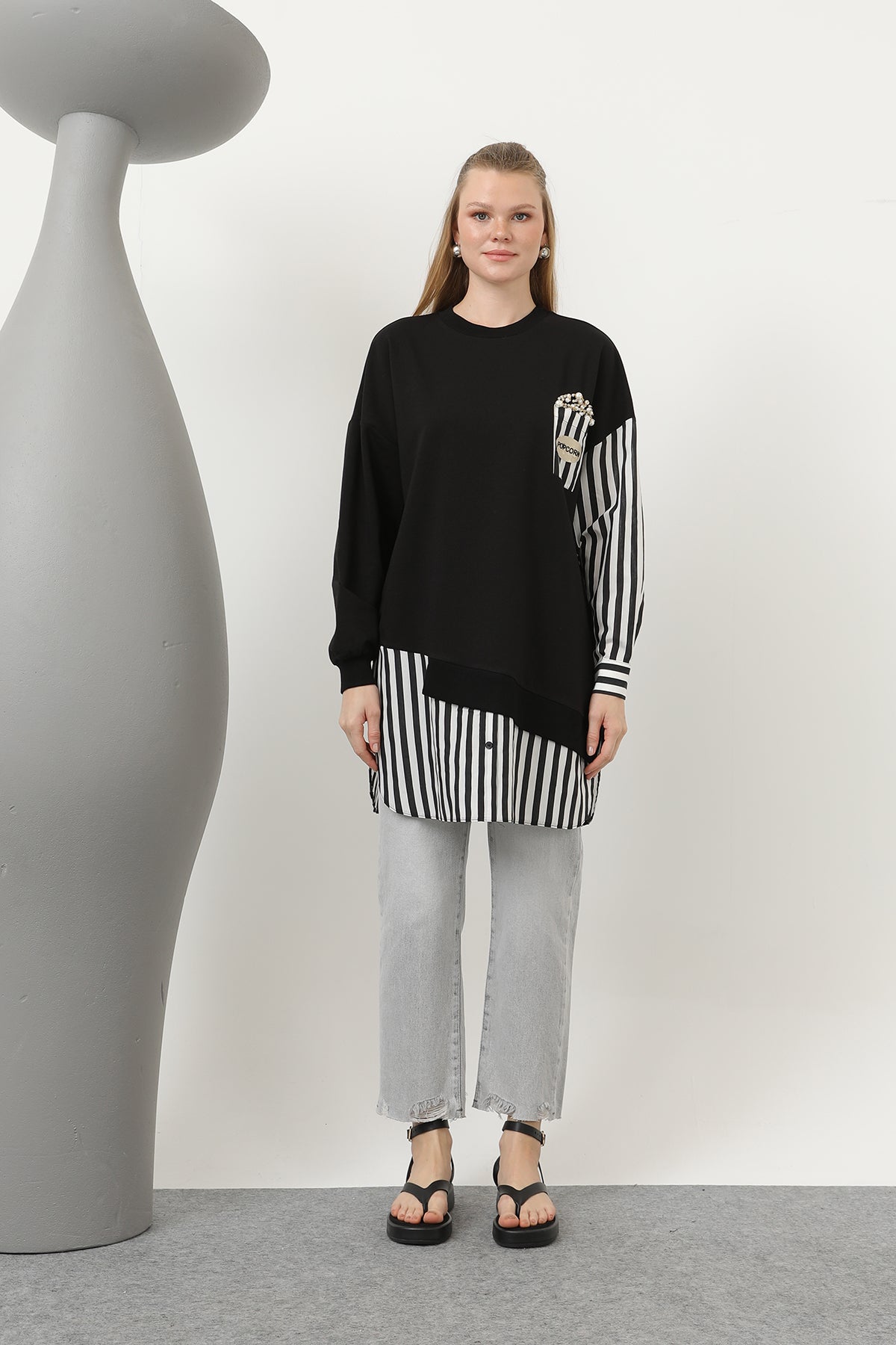 Kadın Önü Pop Corn Baskılı ve Boncuk İşlemeli Çizgi Garnili Tunik - 10651TUN