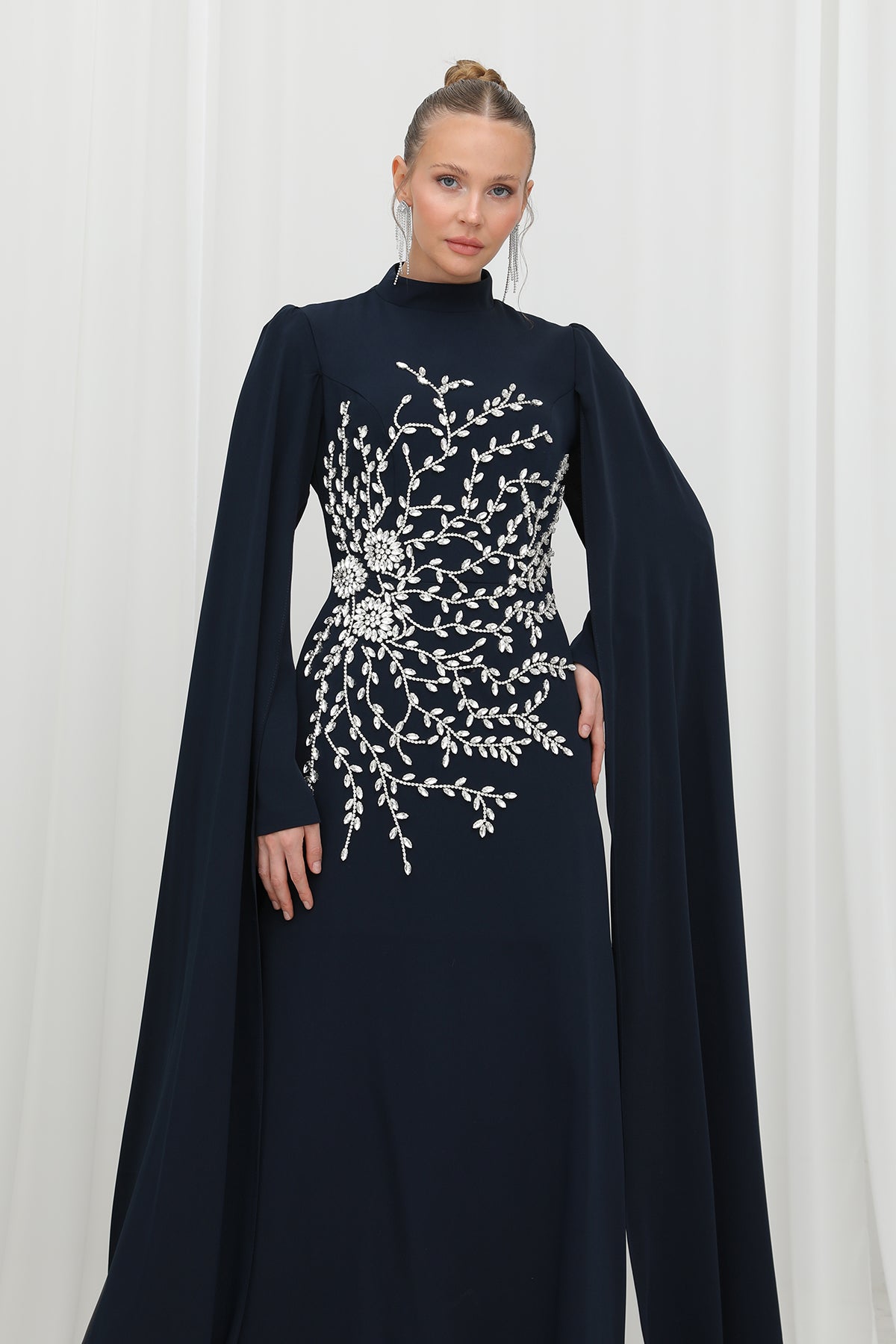 Kadın Yaprak Taş İşlemeli Pelerinli Abiye -12583ELB