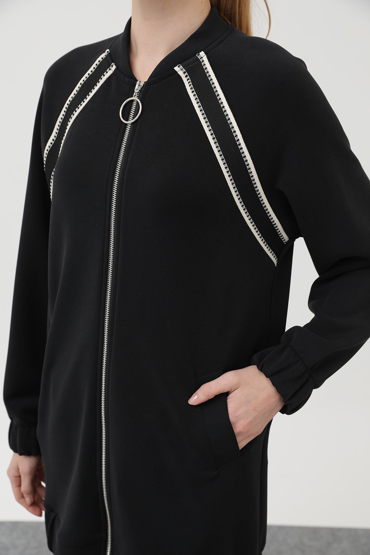 Kadın Fermuarlı Omuzu Hazır Şerit Detaylı Pantolonlu Takım - 14290TKS