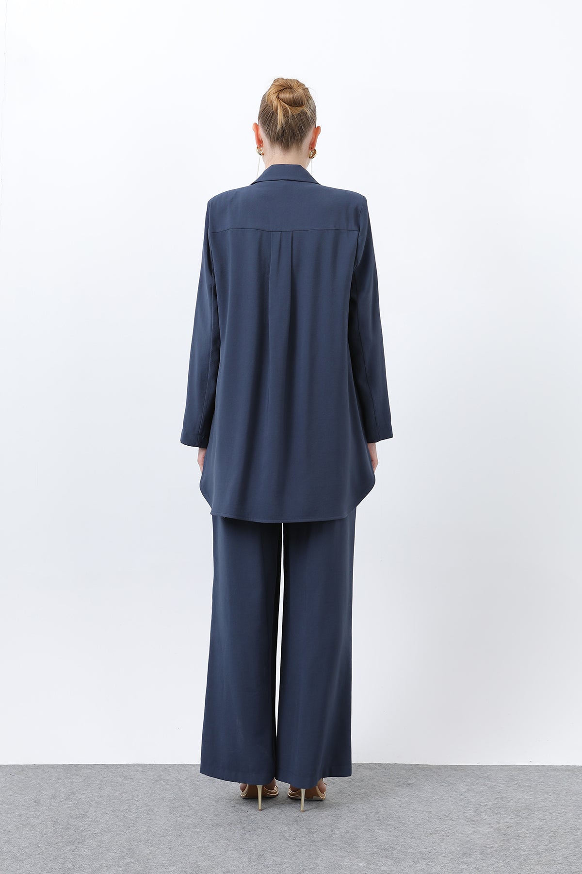 Kadın Düğme Detaylı Pantolonlu Blazer Ceket Takım - 14321TKM