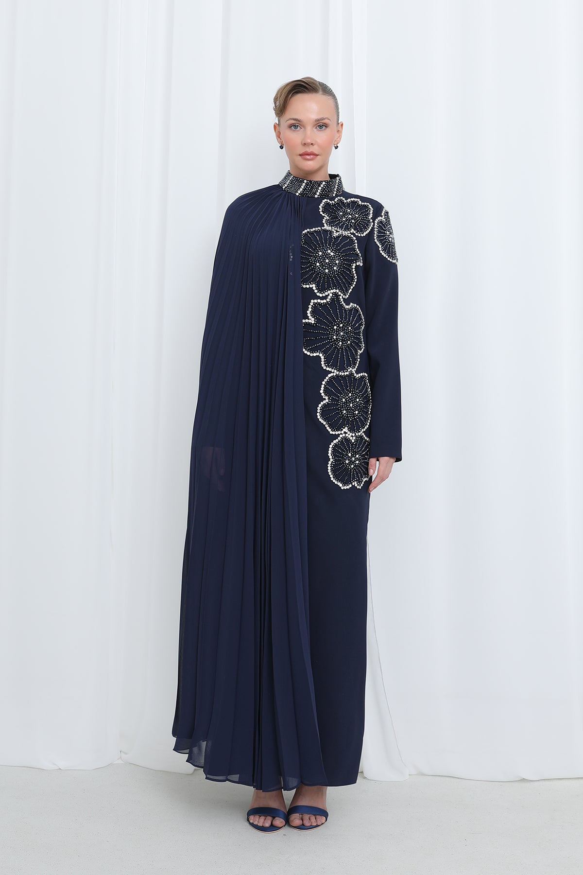 Kadın Tek Taraf Şifon Pelerinli Çiçek İşlemeli Tesettür Abiye-17013ELB