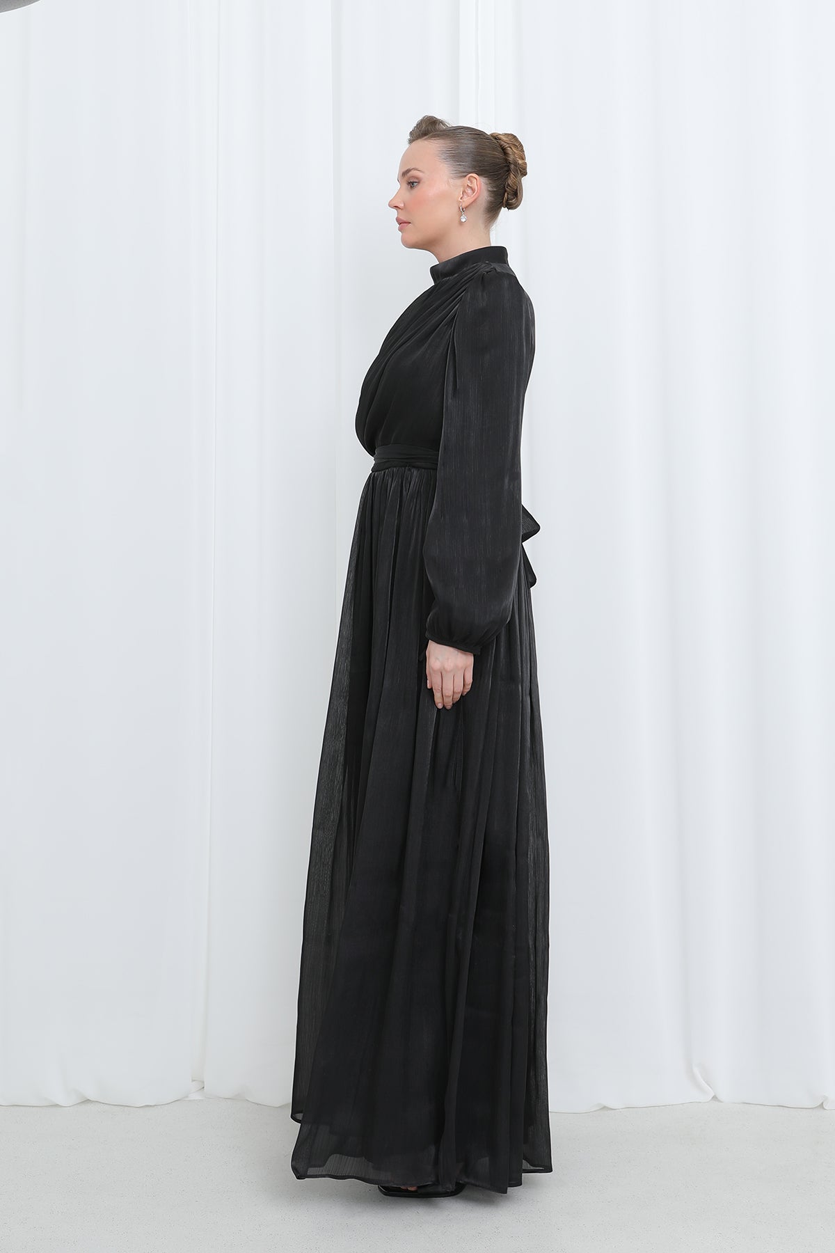 Kadın Saten Dokulu Pileli Uzun Kollu Modern Tesettür Abiye-17029ELB