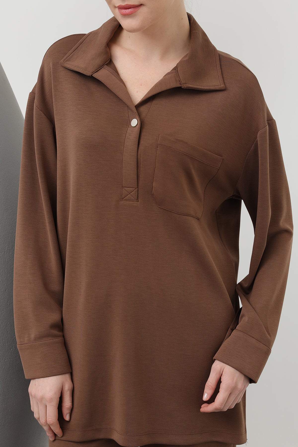 Kadın Yakası Çıtçıtlı Cep Detaylı Pantolonlu Takım - 20605TKS