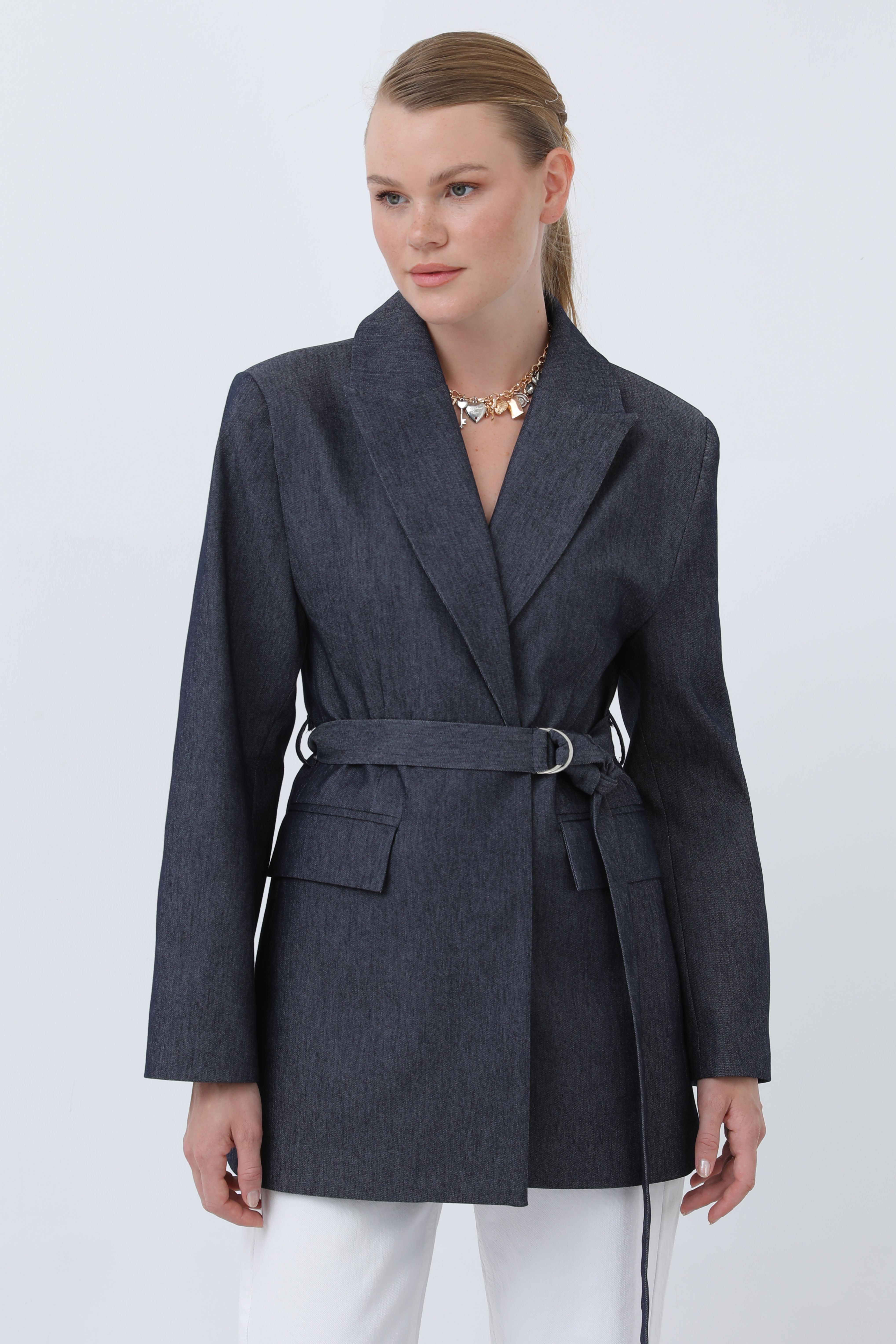 Kadın Kuşak Detaylı Vatkalı Denim Blazer Ceket - 20653CKT