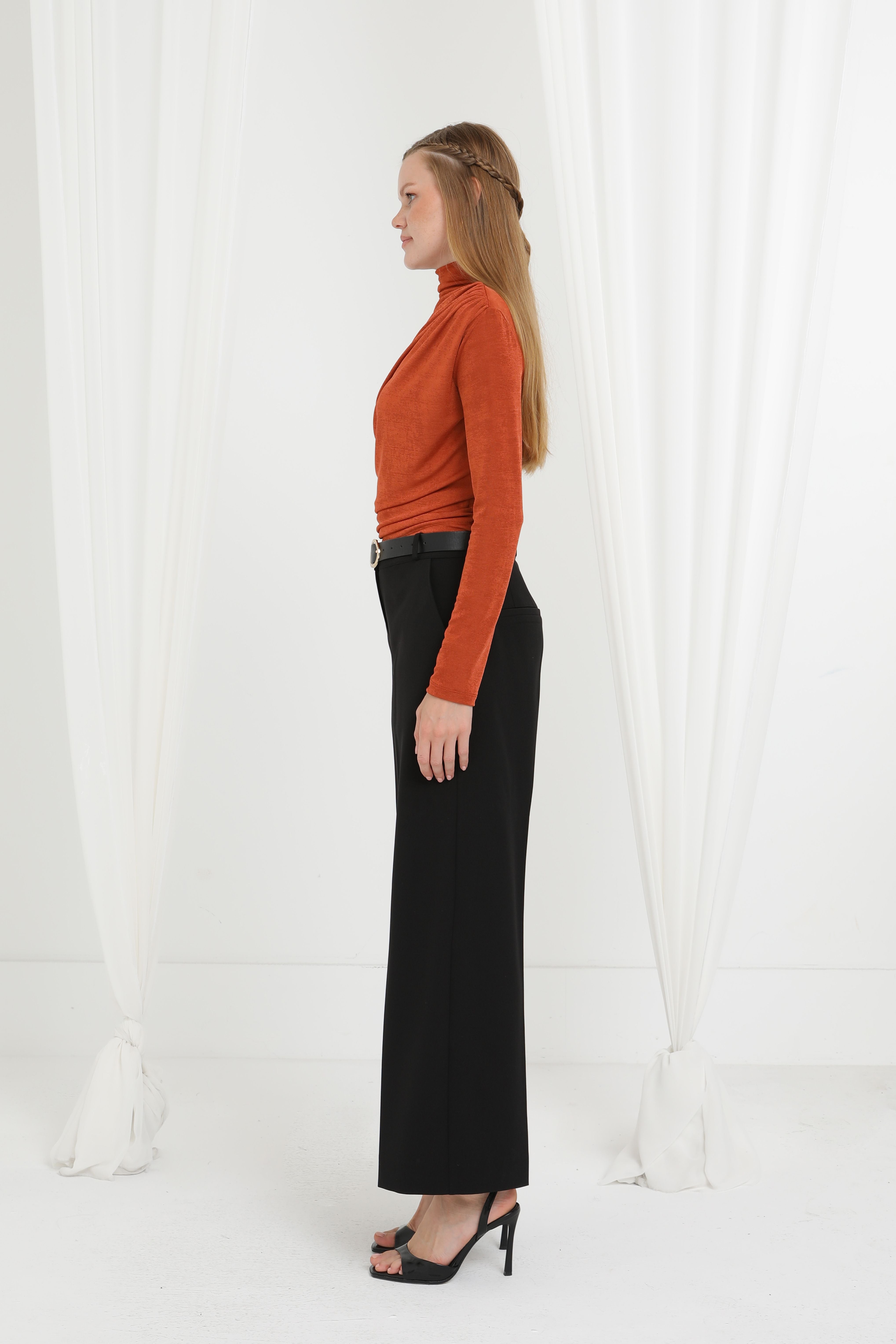 Kadın Asimetrik Drapeli Yaka Detaylı Bluz-20672BLZ