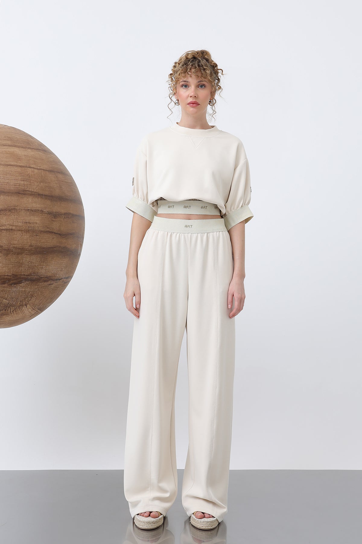 Kadın Lastiği Nakış Detaylı Bluz - 32130BLZ