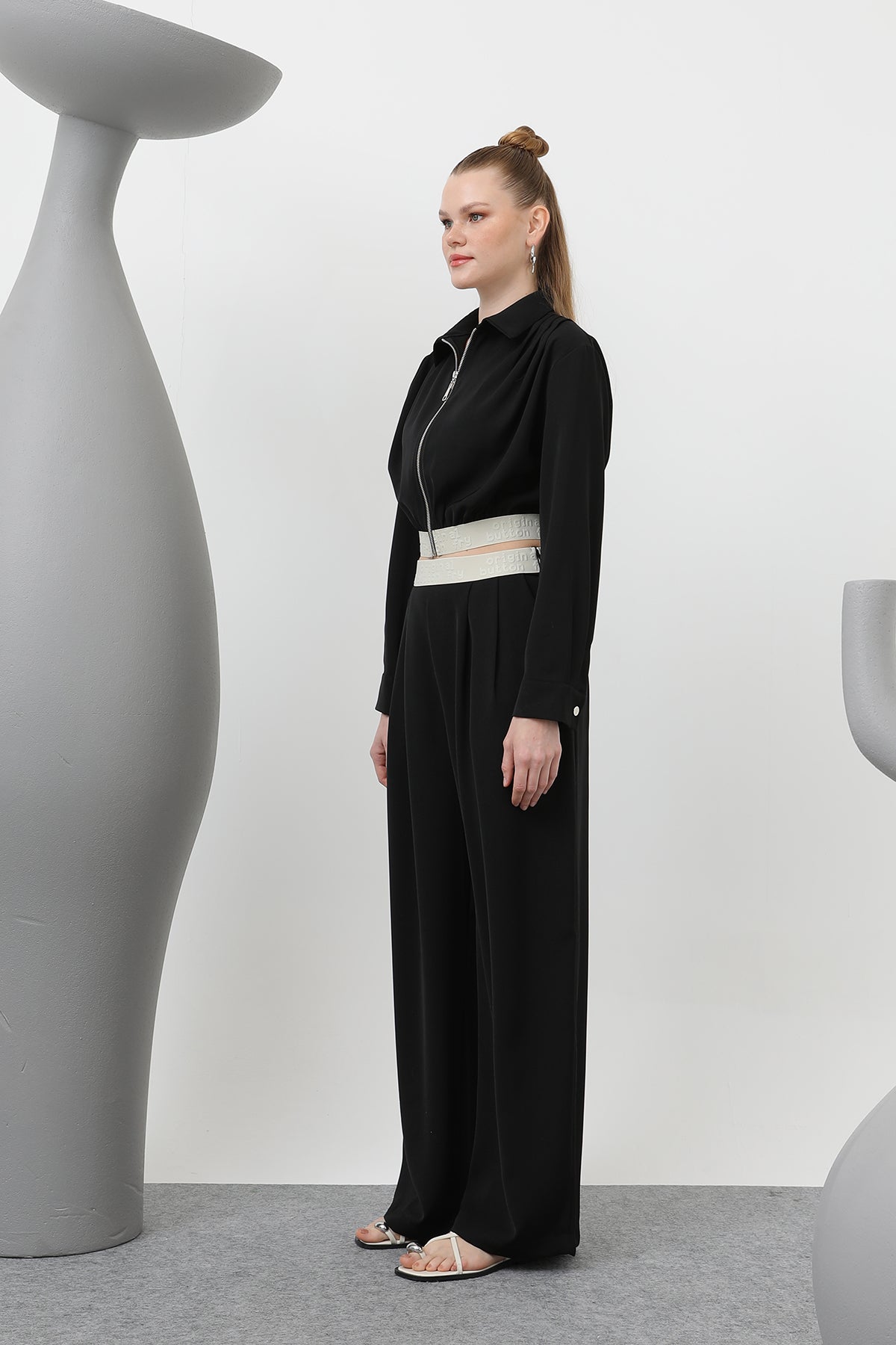 Pileli Lastik Detaylı Ceket - 32145CKT