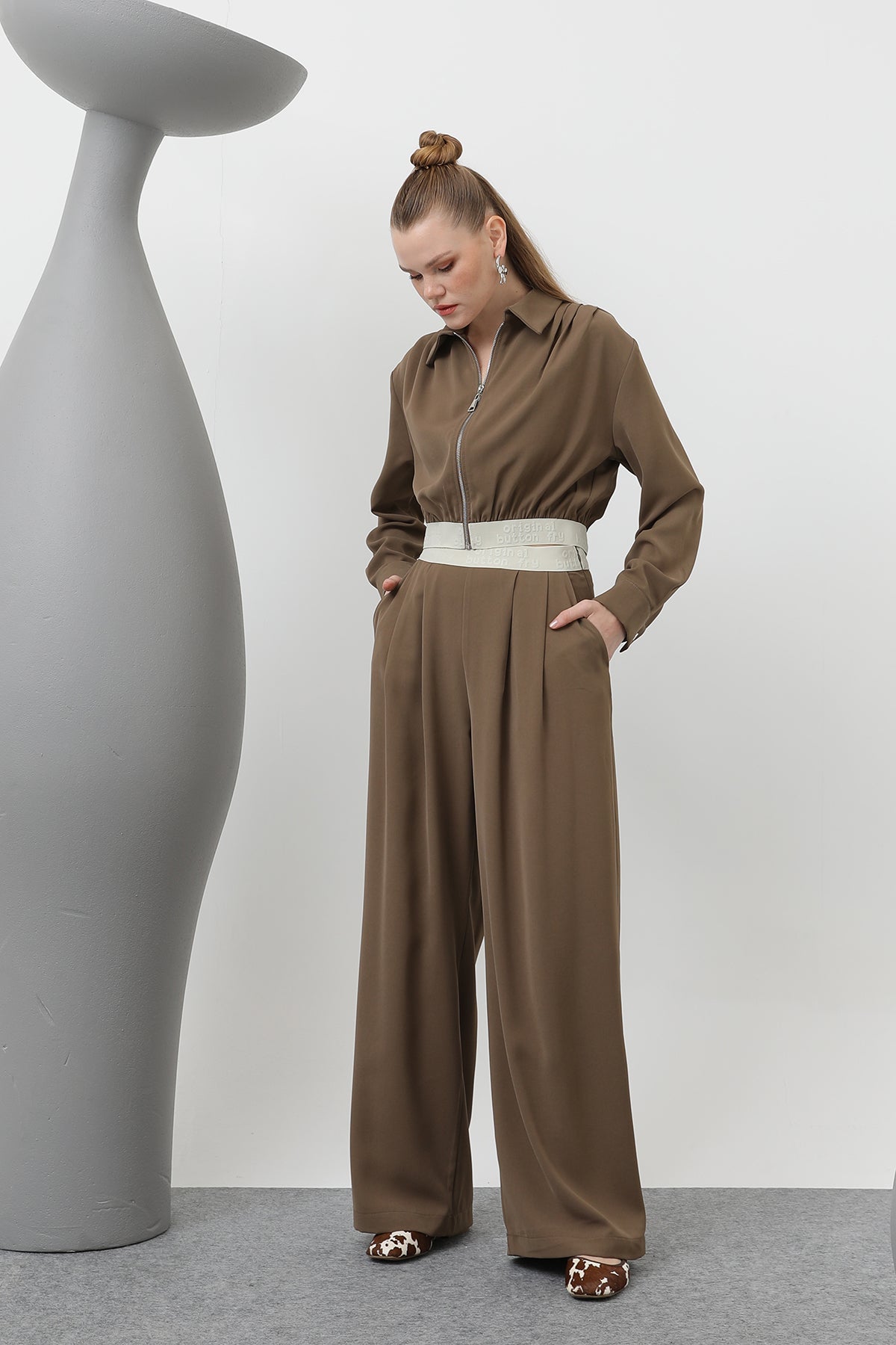 Pileli Lastik Detaylı Ceket - 32145CKT