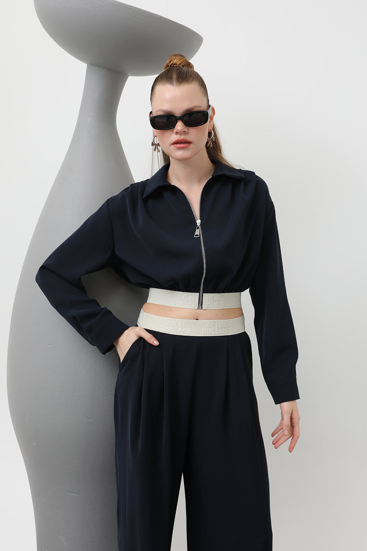 Pileli Lastik Detaylı Ceket - 32145CKT