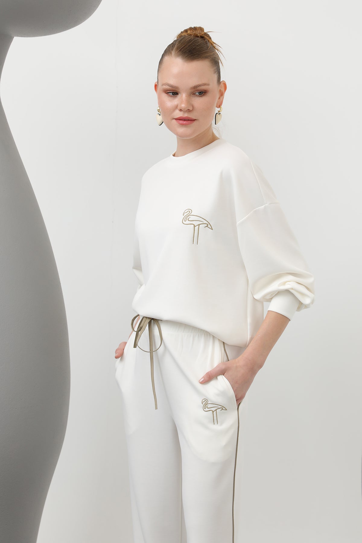 Kadın Kuğu Nakışlı Eşofman Takım - 32162TKS