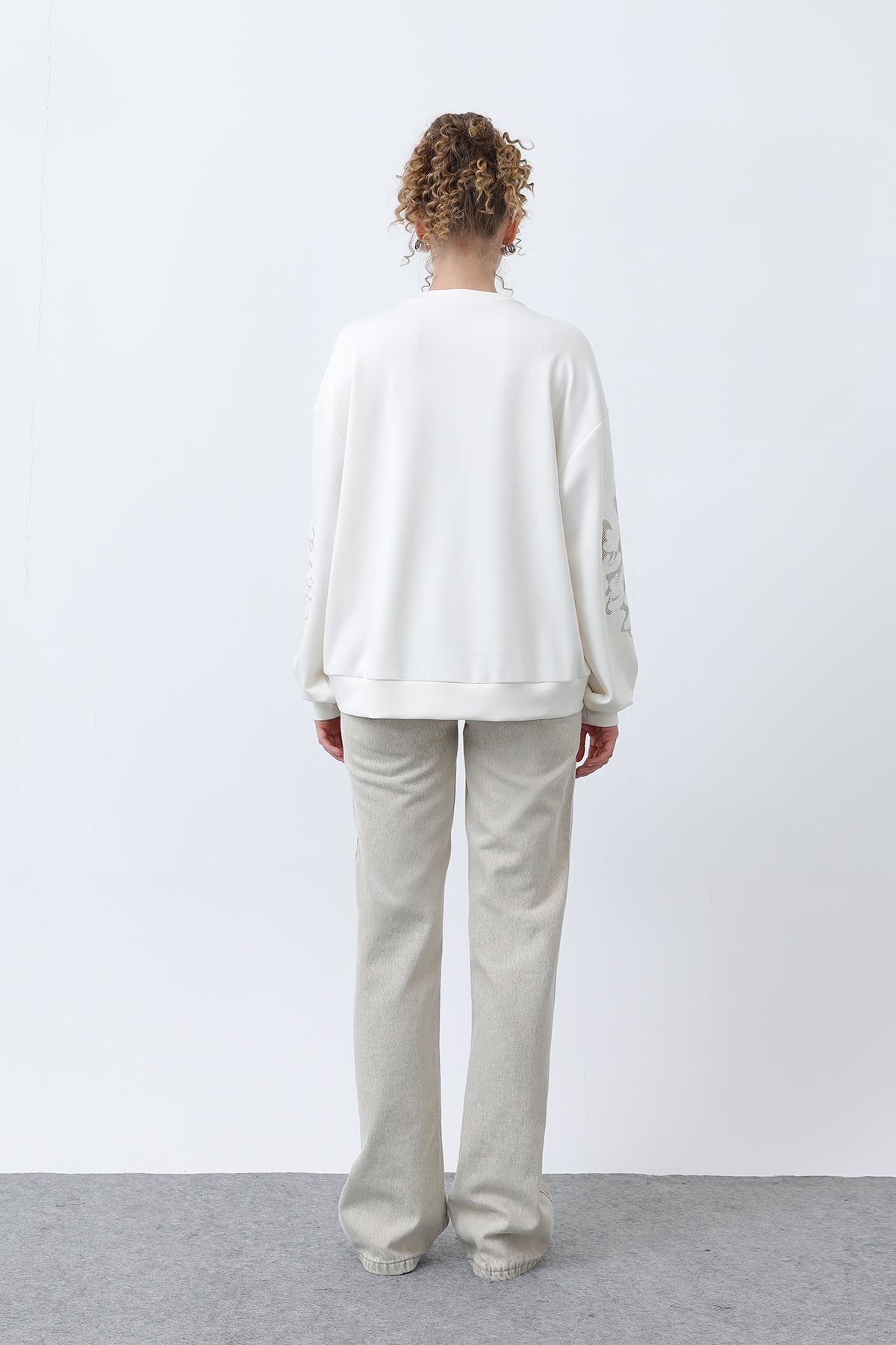 Kadın Kollar File Nakışlı Sweatshirt