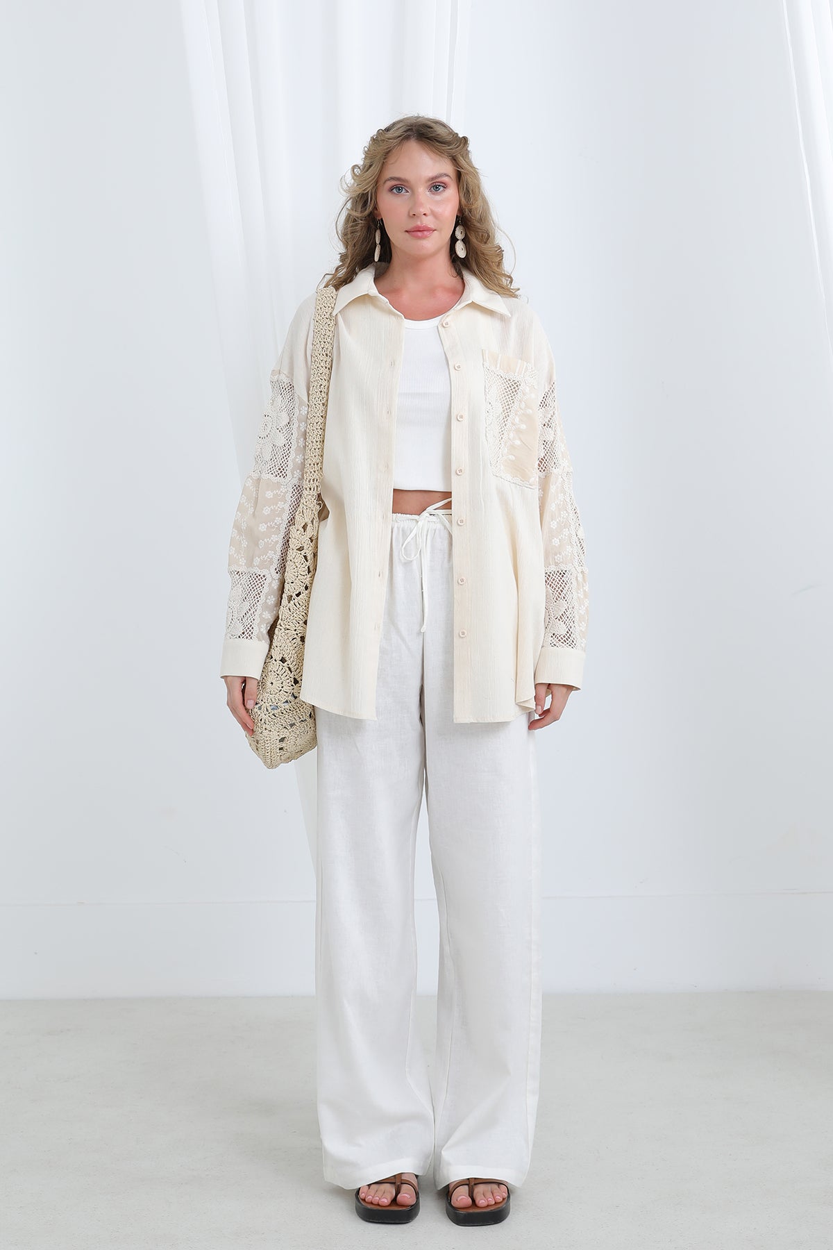 Dantel Detaylı Oversize  Gömlek-32324GML