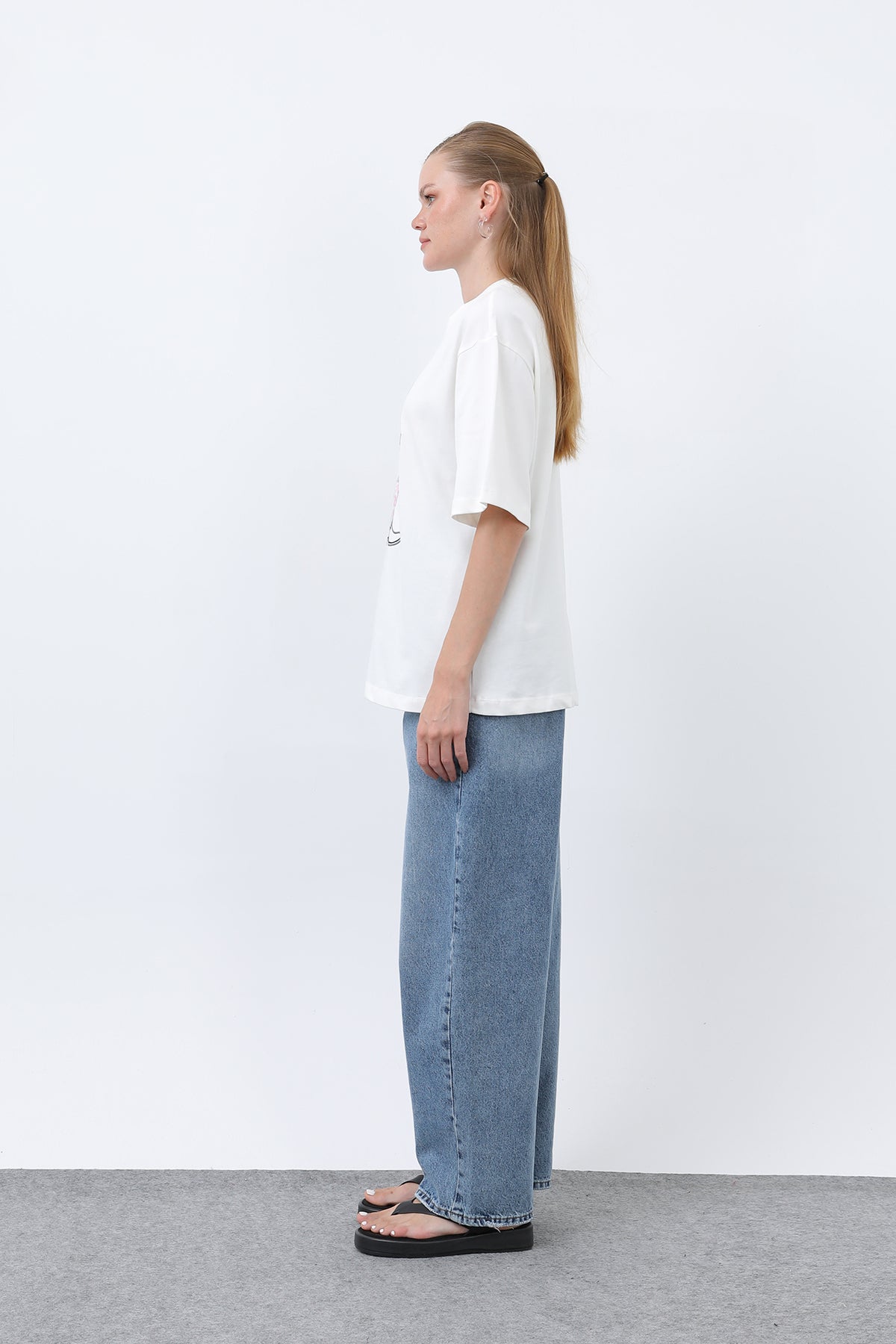 Kadın Kovboy Çizme Nakışlı Tişört