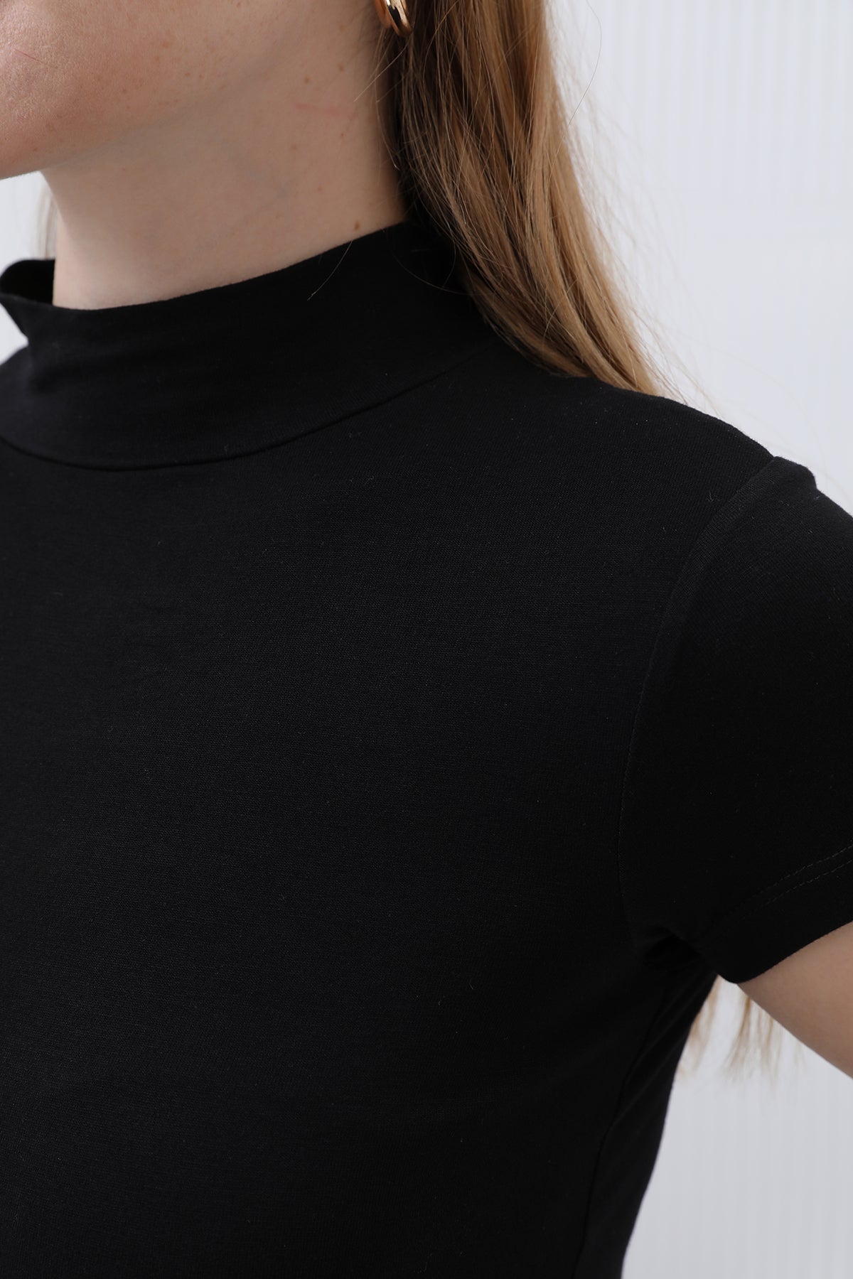 Kadın Kısa Kollu Boğazlı İçlik - 40004BLZ