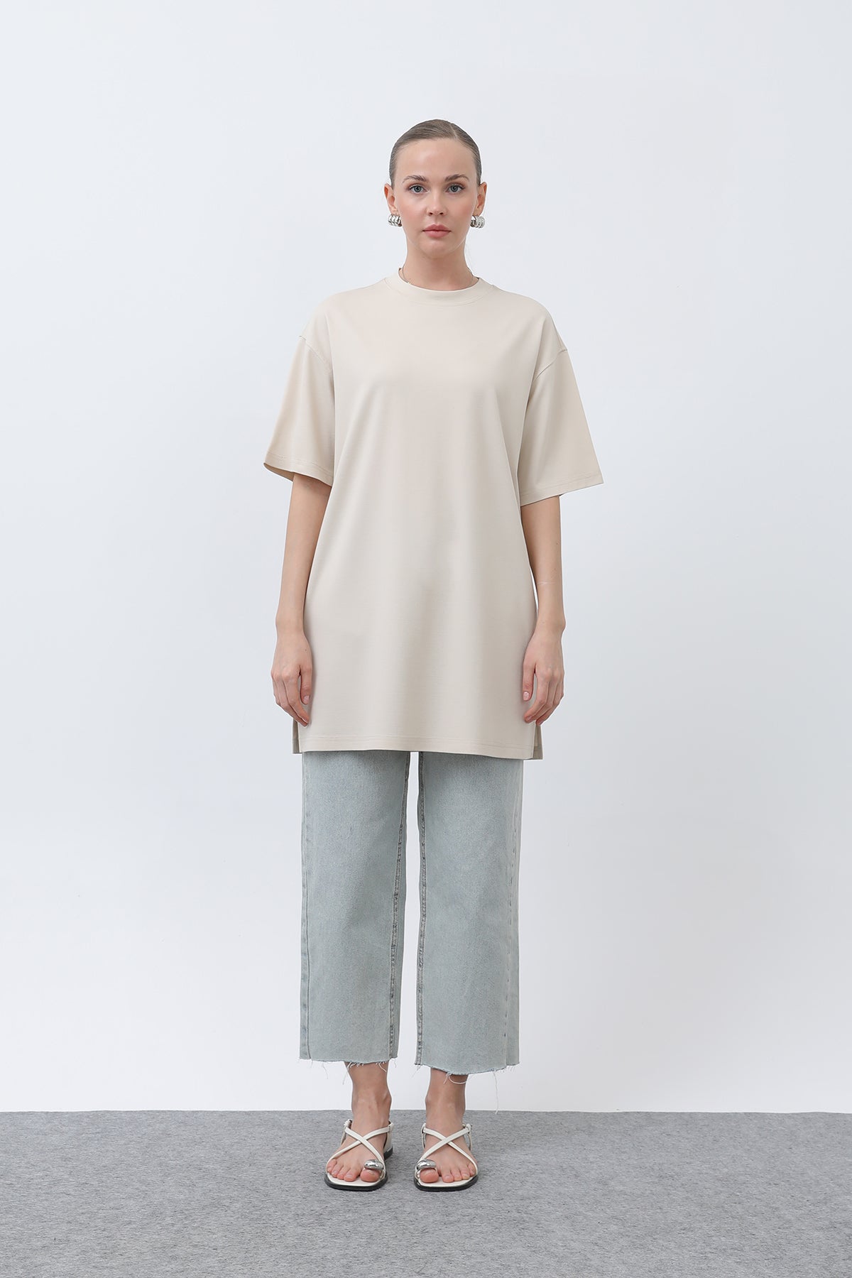 Kadın Uzun Bol Kesim Tshirt - 40009TSH