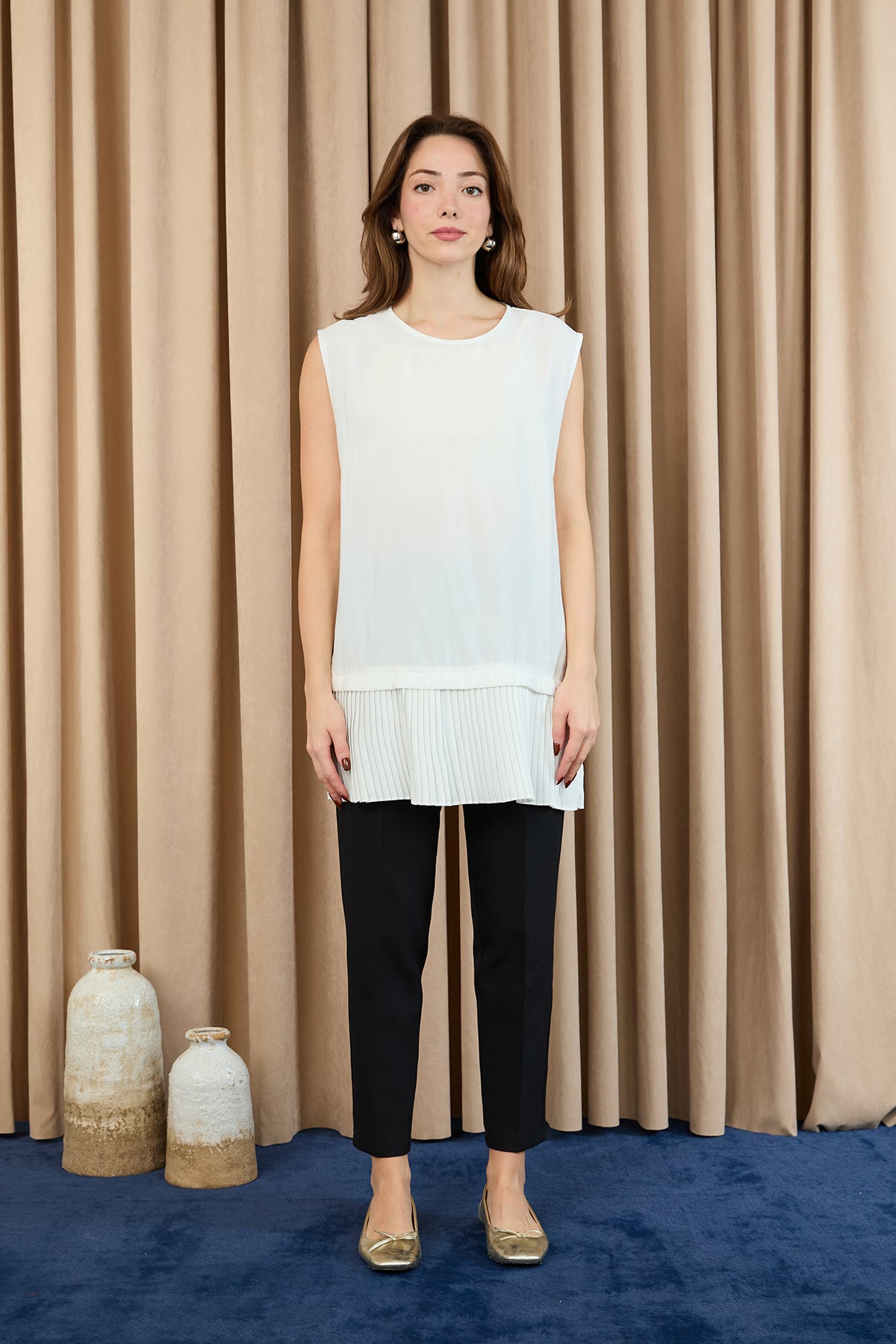 Kadın Kolsuz Pile Detaylı İçlik - 40012BLZ