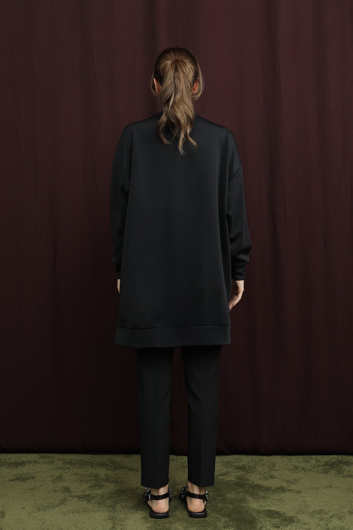 Kadın Bedeni Aksesuarlı Tunik - 10717TUN