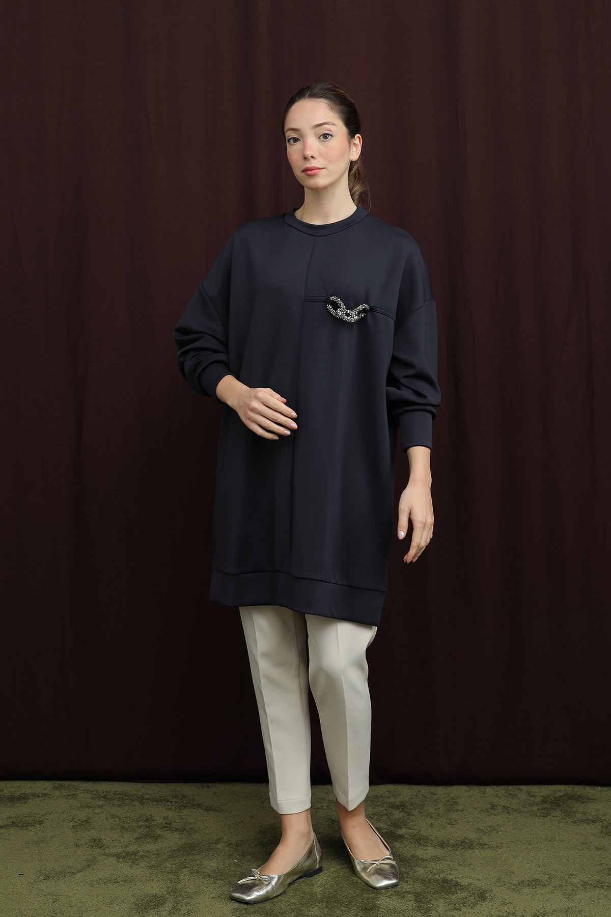 Kadın Bedeni Aksesuarlı Tunik - 10717TUN