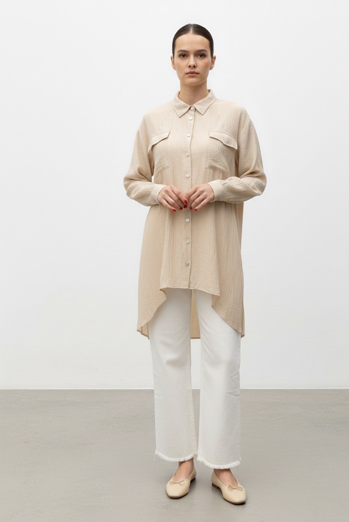 Kadın Uzun Düğmeli Çift Cepli Oversize Gömlek-10759