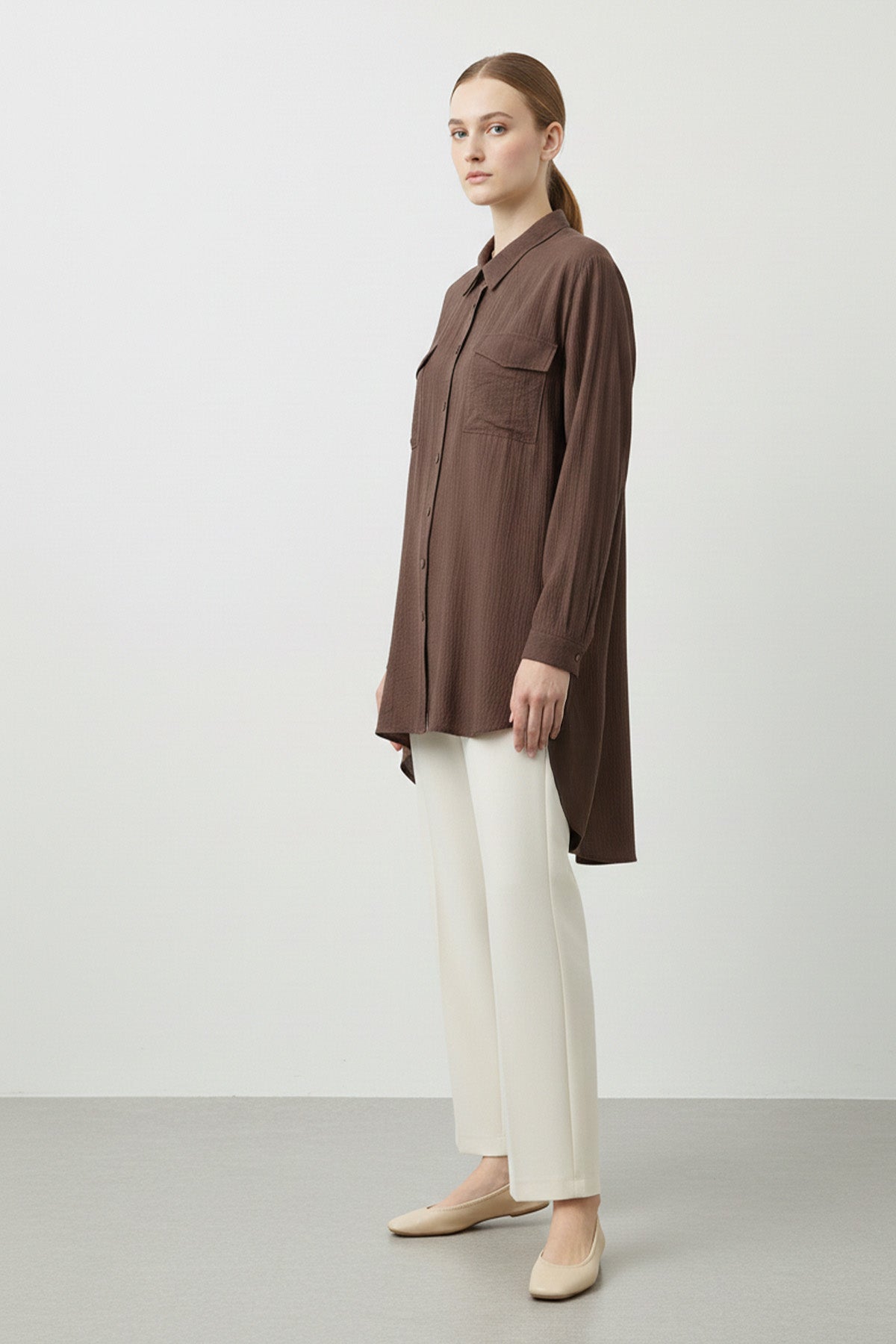 Kadın Uzun Düğmeli Çift Cepli Oversize Gömlek-10759