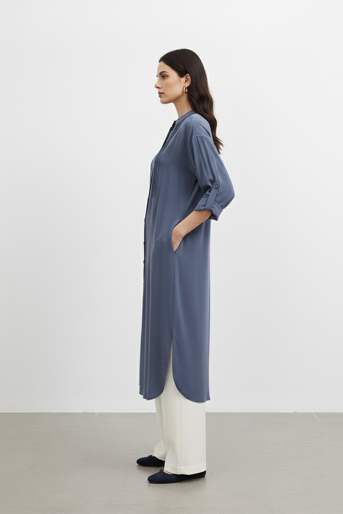 Kadın Uzun Kollu Hakim Yaka Düğmeli Pilise Detaylı Uzun Tunik – 10762TUN