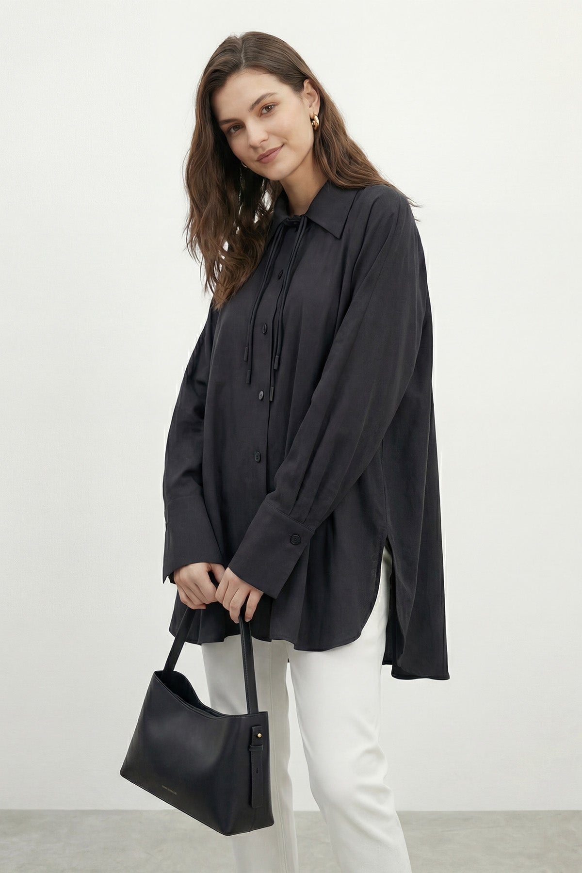 Kadın Gömlek Yaka Önden Düğmeli ve Bağcık Detaylı Gömlek -10772GML