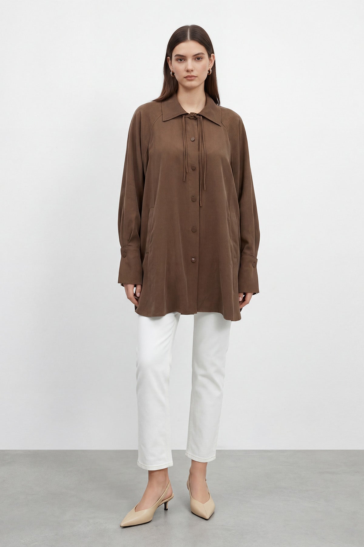 Kadın Gömlek Yaka Önden Düğmeli ve Bağcık Detaylı Gömlek -10772GML