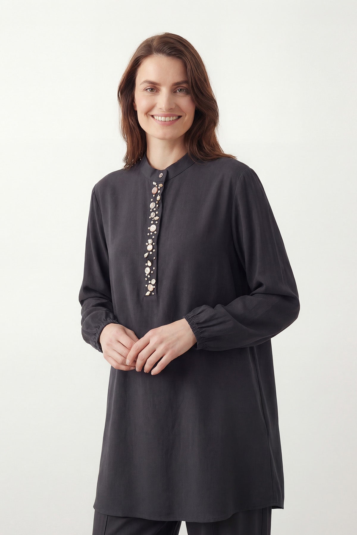 Kadın Hakim Yaka Nakış Detaylı  Takım – 14422TKS