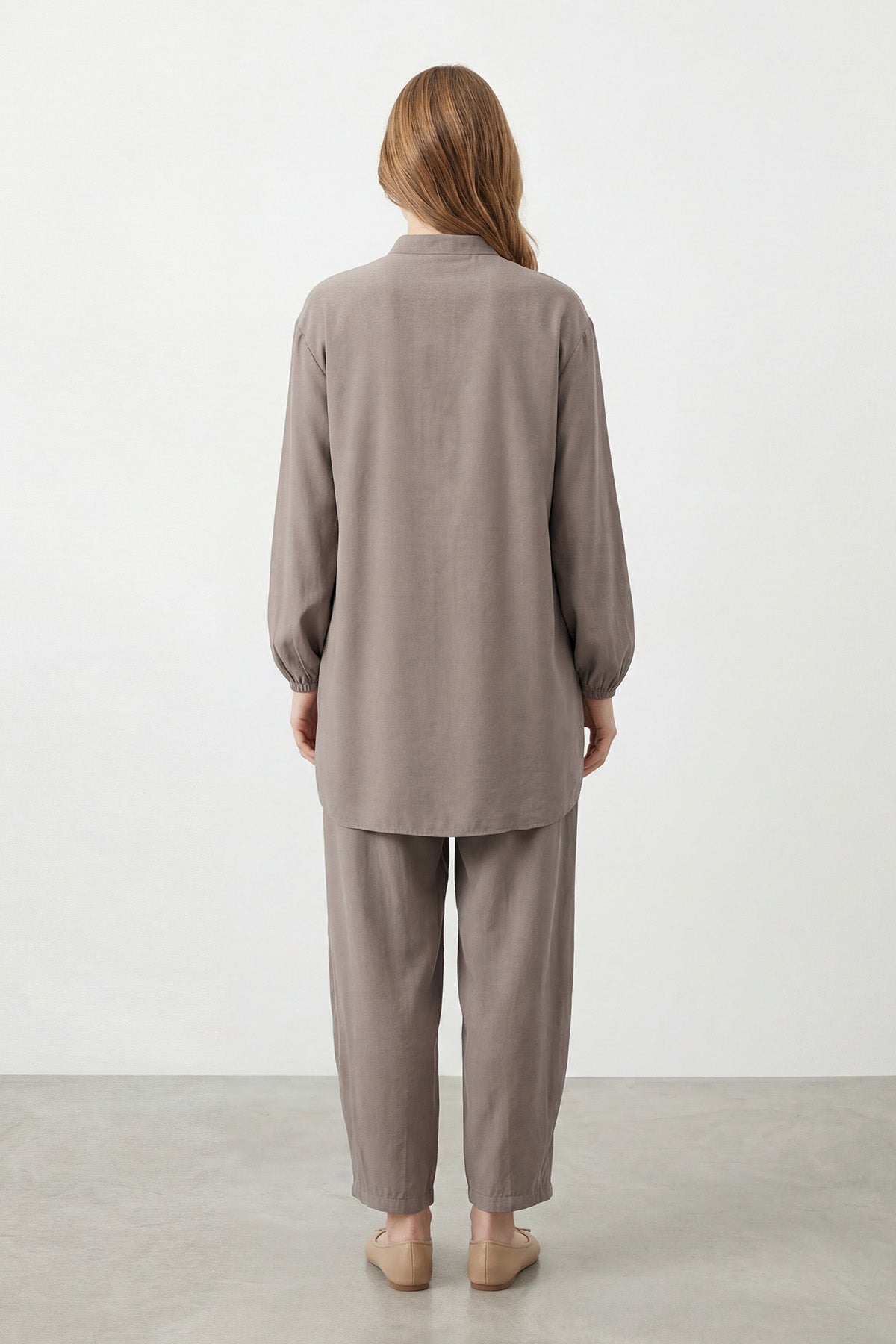 Kadın Hakim Yaka Nakış Detaylı  Takım – 14422TKS