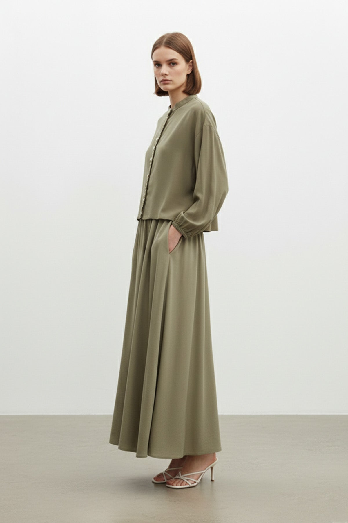 Kadın  Taş Düğme Detaylı Bluz ve Uzun Etek Takım-14434