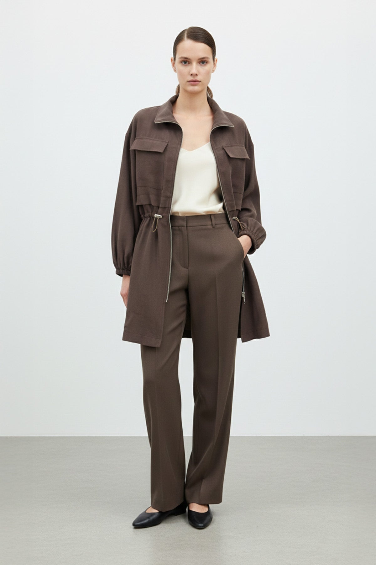 Fermuarlı Dik Yaka Beli Büzgülü Kadın Ceket-15260