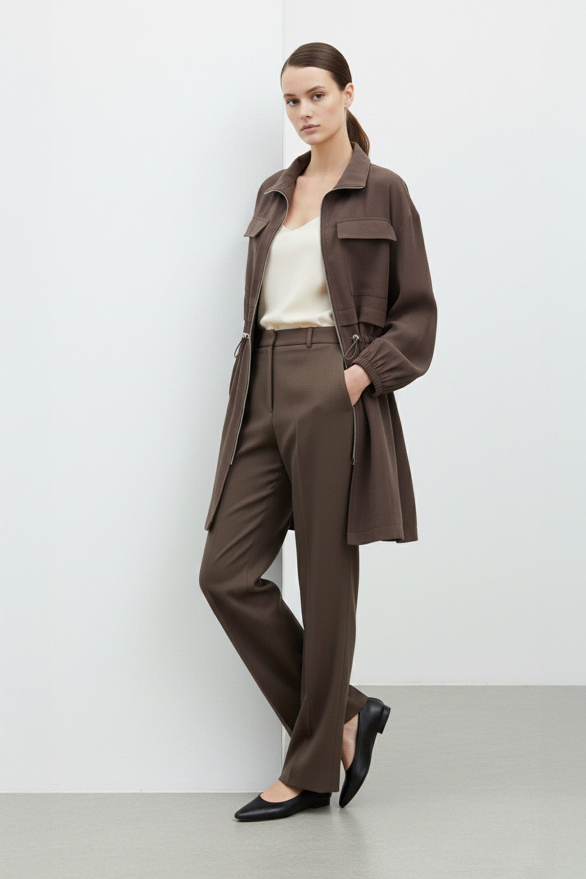 Fermuarlı Dik Yaka Beli Büzgülü Kadın Ceket-15260