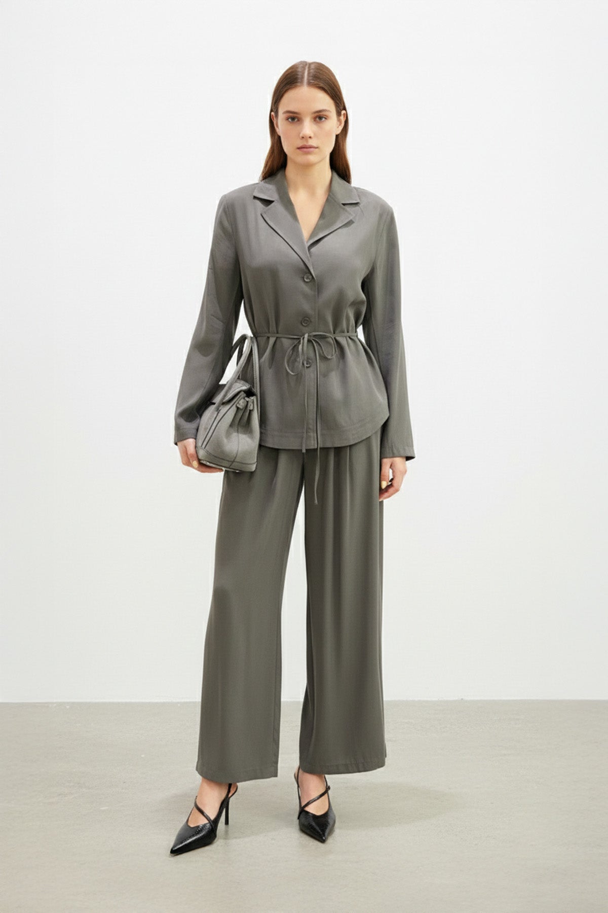 Kadın Kuşaklı Ceket ve Bol Paça Pantolon Takım-32468TKS