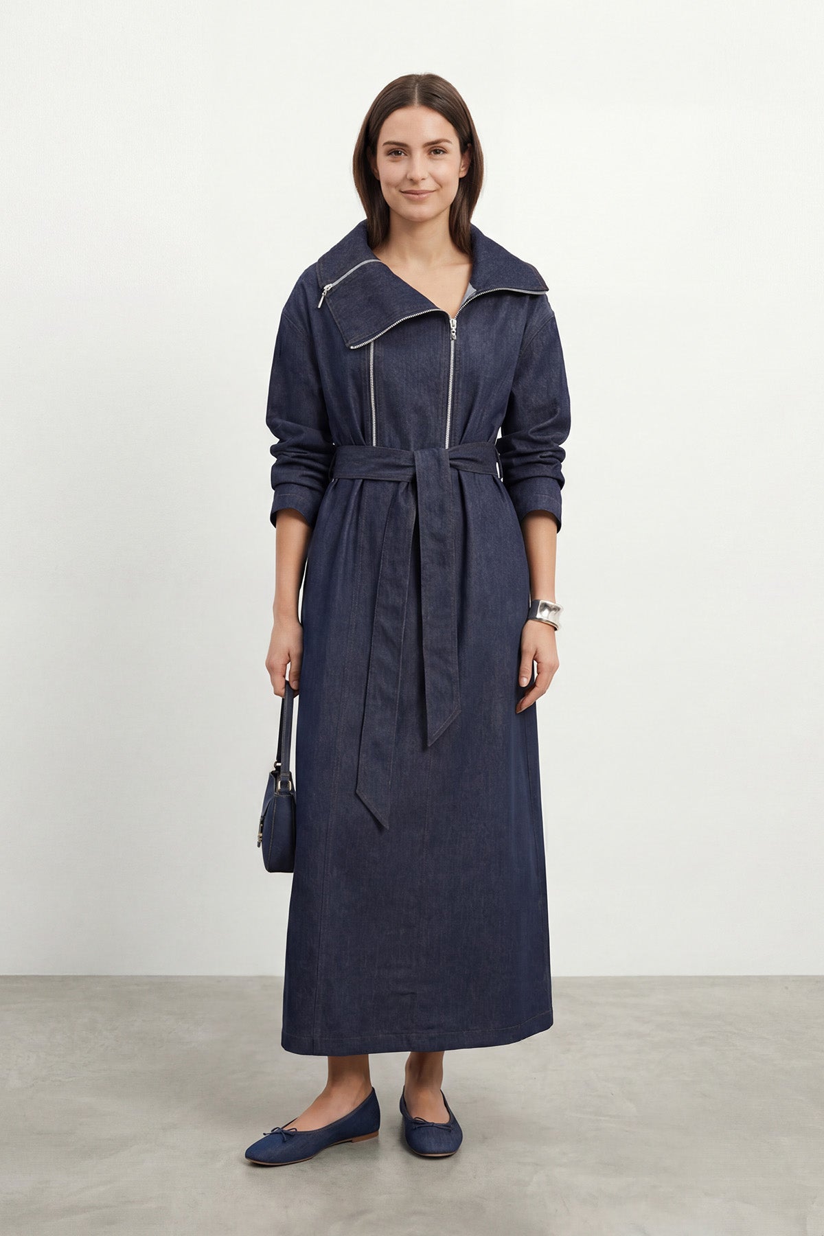 Kadın Dik Yaka Fermuarlı Belden Bağlamalı Kot Elbise – 32475ELB